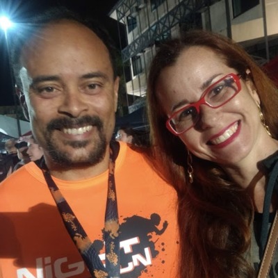 Casal escolhe a corrida pra emagrecer. Já perderam 35 kg