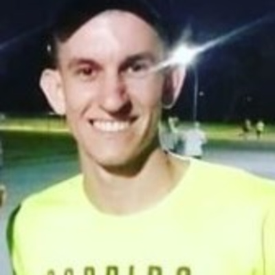 Conheça o atleta Wesley Vojniek, que trocou o futebol profissional pela Corrida de Rua