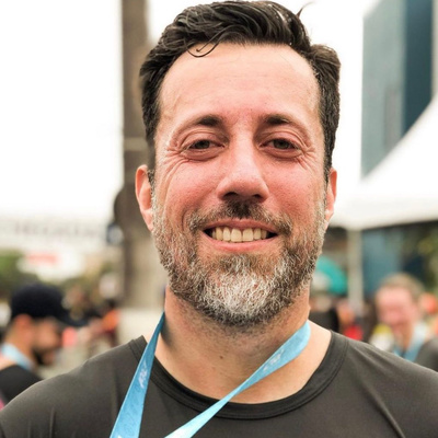 Designer e corredor amador, Marcelo Schramm fala da emoção da primeira Maratona