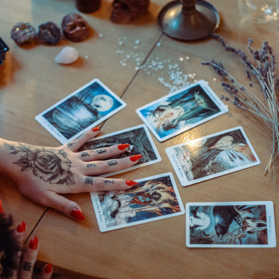 Fortune Telling, Psychics & Divination 