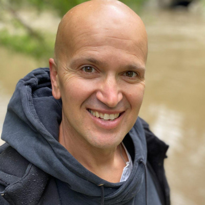 339/365 How to Live, Sing and Cry with Genuine Love and Gratitude - An interview with Sam Telianidis aka Sukhadeva from Melbourne