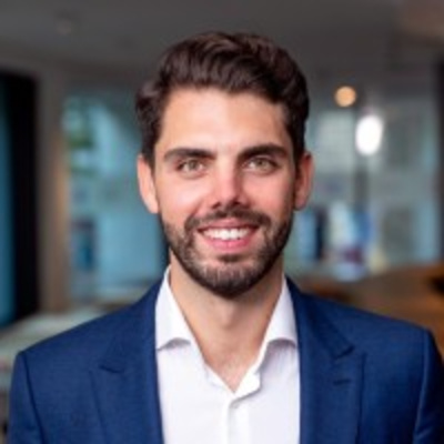 #143 How to connect your client's needs to your purpose with Sascha Meier, Country Manager Switzerland at EQS Group