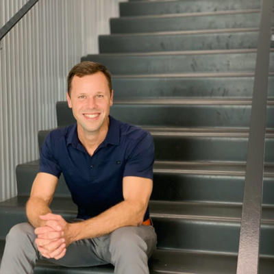 Ep 130: The Backwards Way To Sell Out Your Mastermind W/ Chris Williams