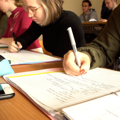 Po spojení s vesmírem otevírá slánské gymnázium své dveře zájemcům