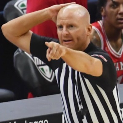 The High School Basketball Referee with Mark Froelich