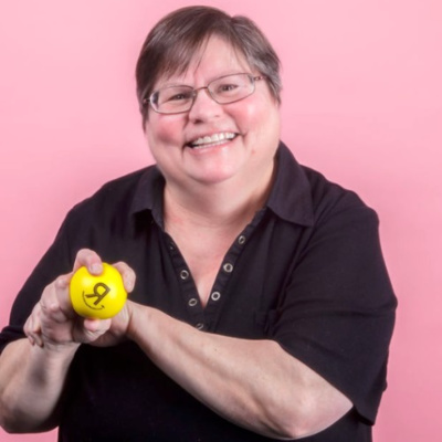 E32 - Interview with Tracy Baim, Publisher at Chicago Reader