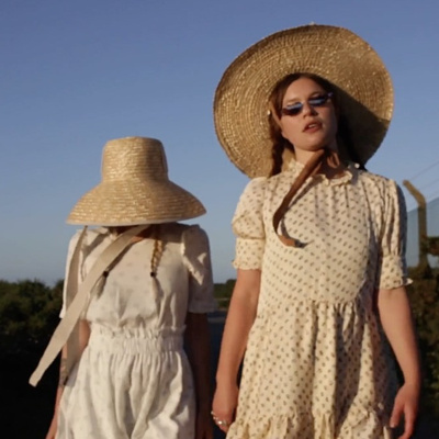 CHAISE LONGUE - WET LEG