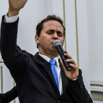 Jesus nome poderoso (pregação)