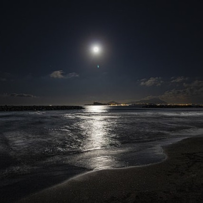 Mild Ocean Waves | Sleep Meditation, White Noise and Sleep Music by Sleep Sounds Podcast.