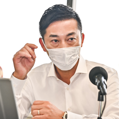 島田のマイク