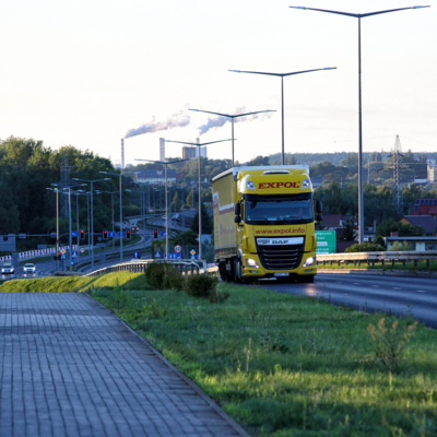 A közúti fuvarozás drasztikus drágulása és ami mögötte van…