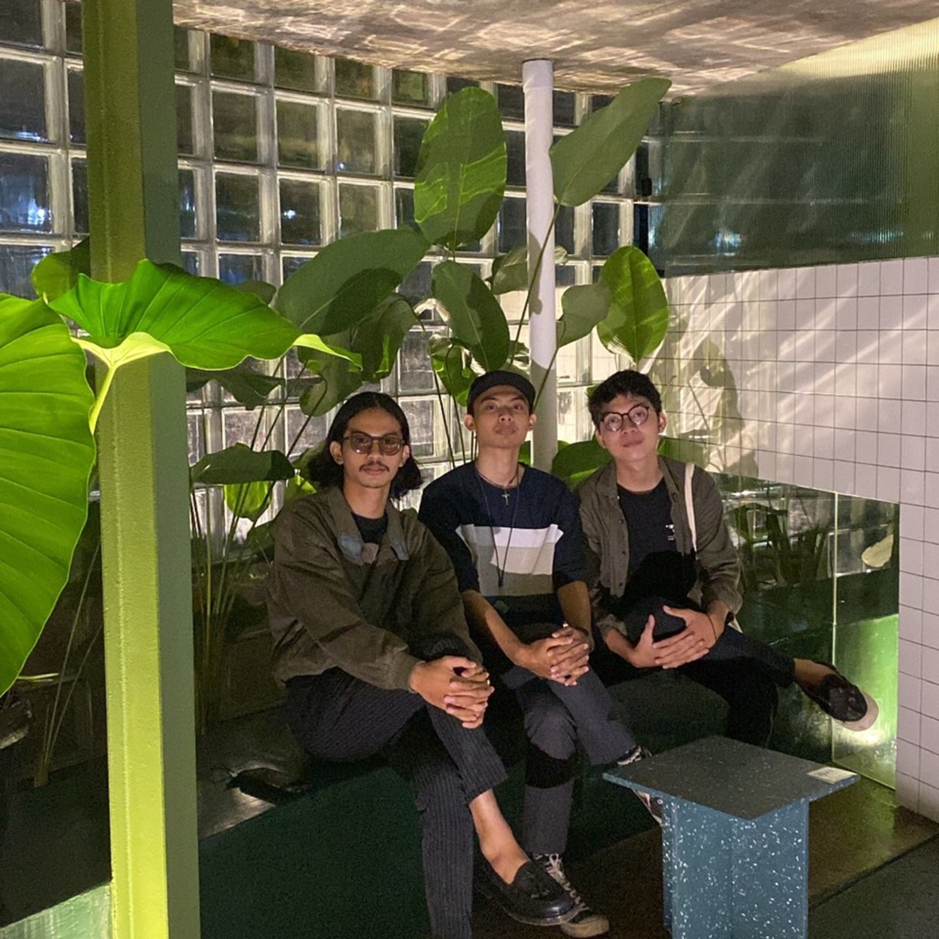 Aku Kamu Di Antara Dia Podcast