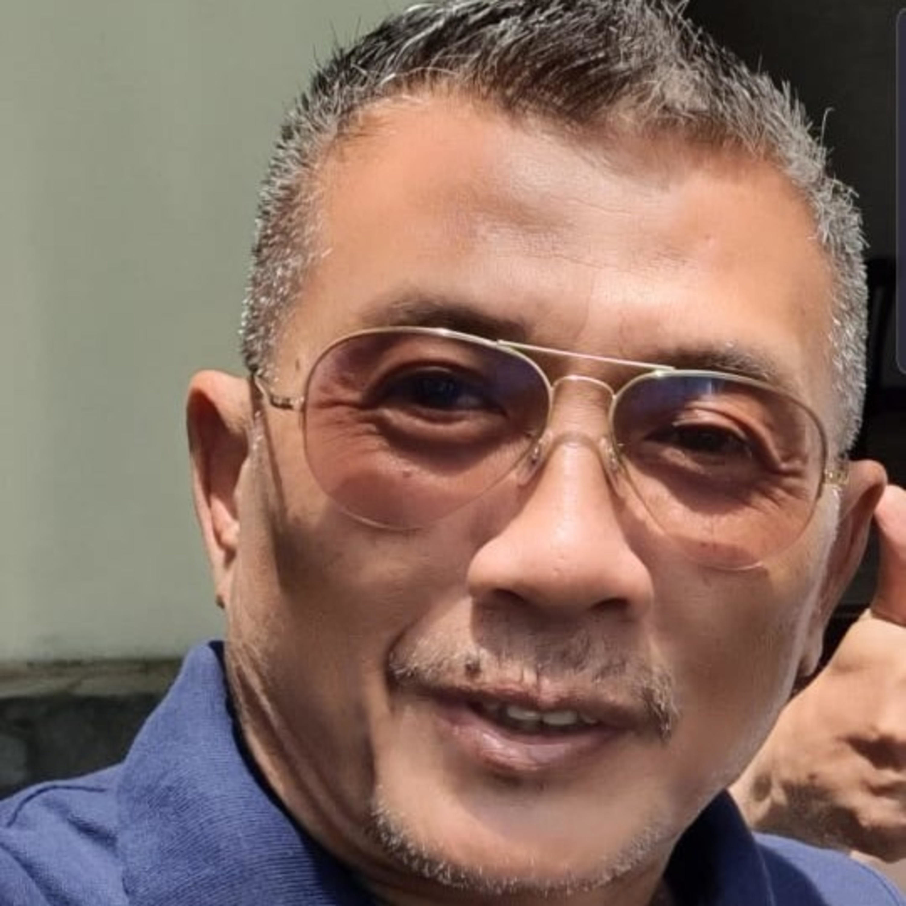 Om James Talk Channel cover art