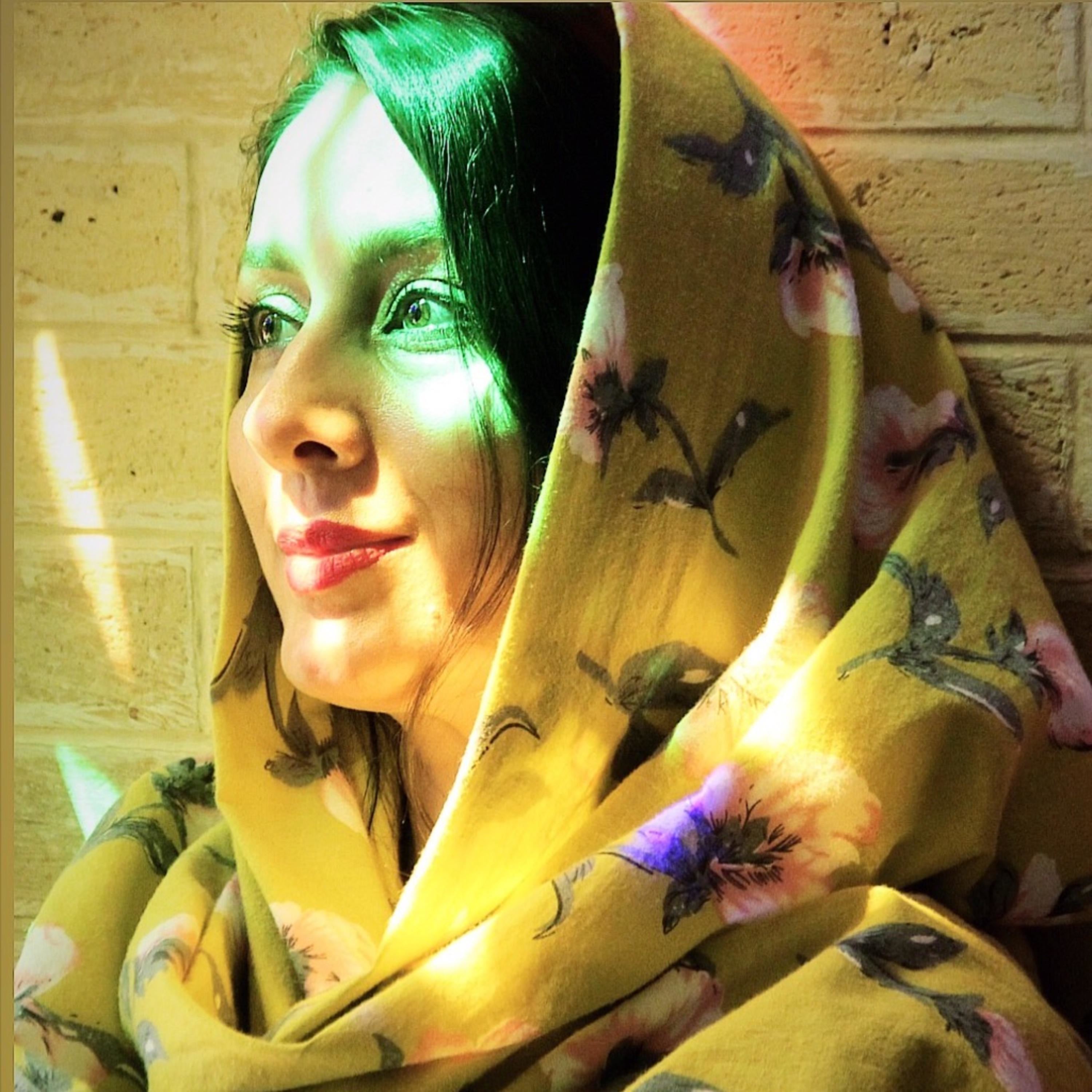 کاور Ahoo Imani