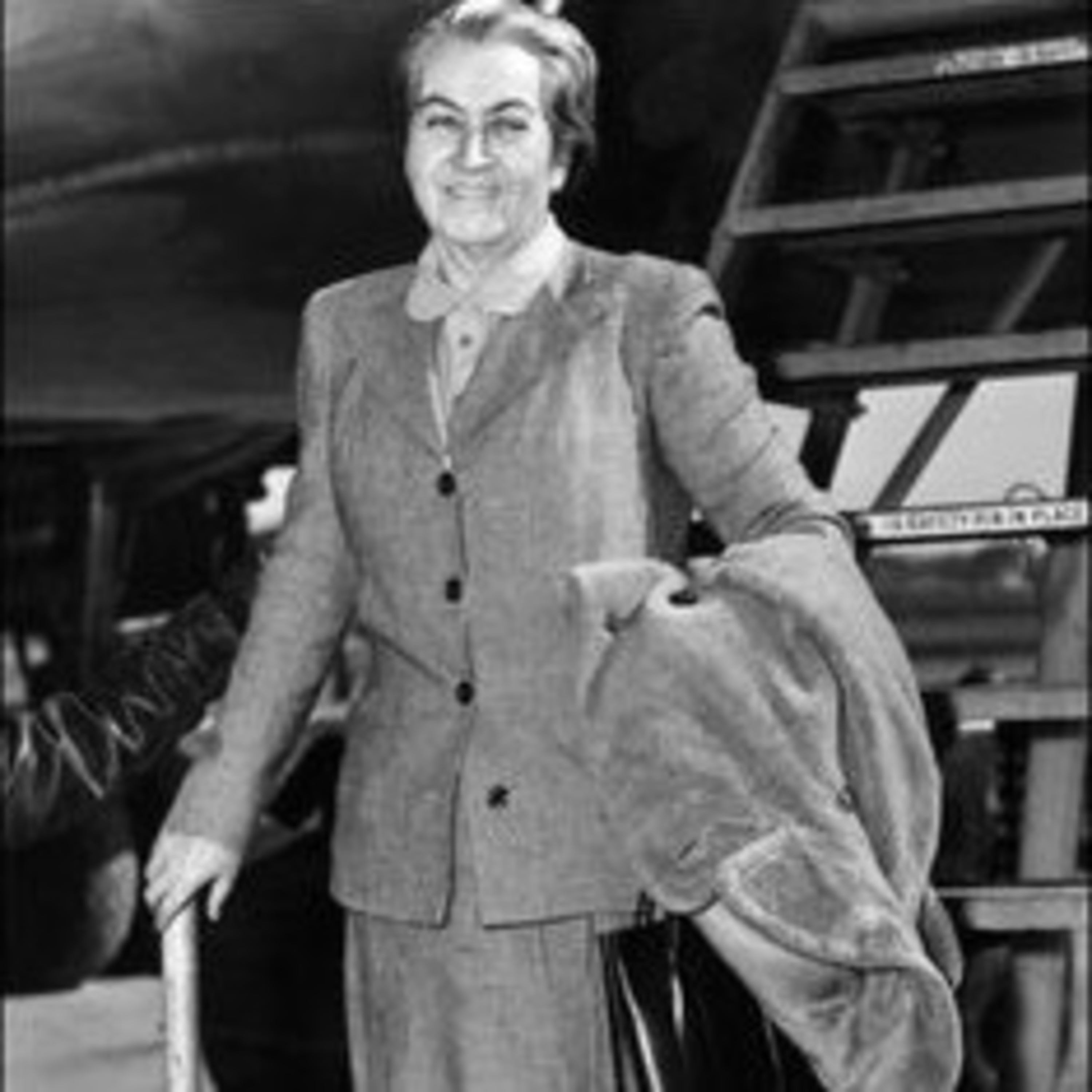 Gabriela Mistral Poeta Y Escritora Notable De La Literatura Chilena.