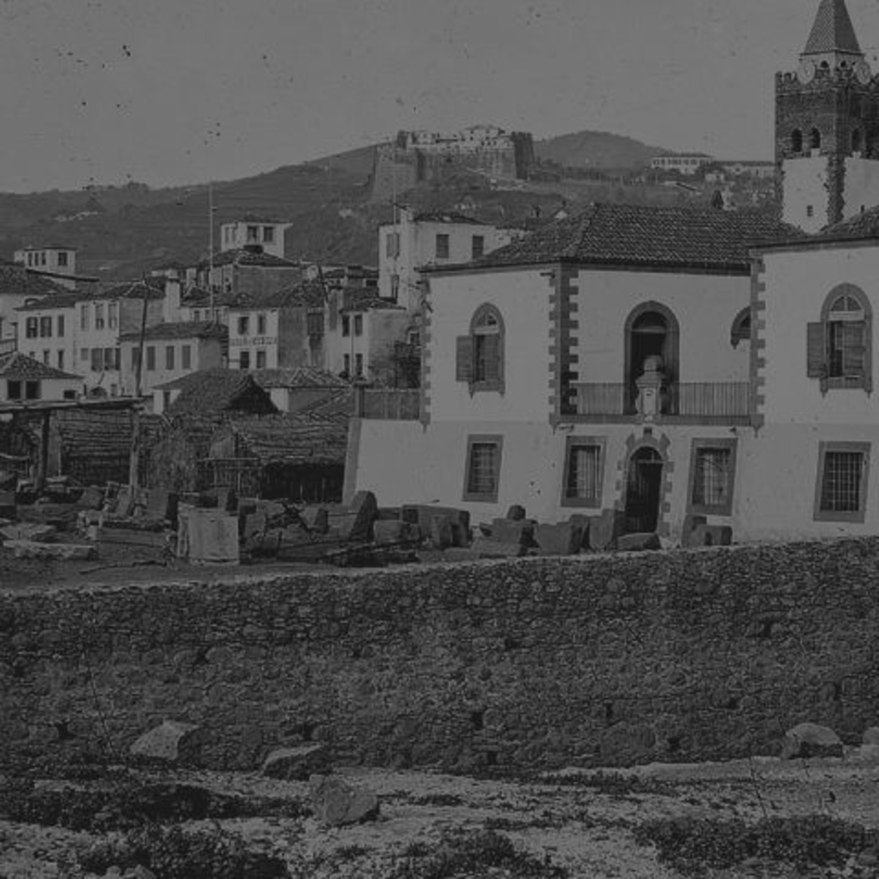 Ilustres (Des)conhecidos