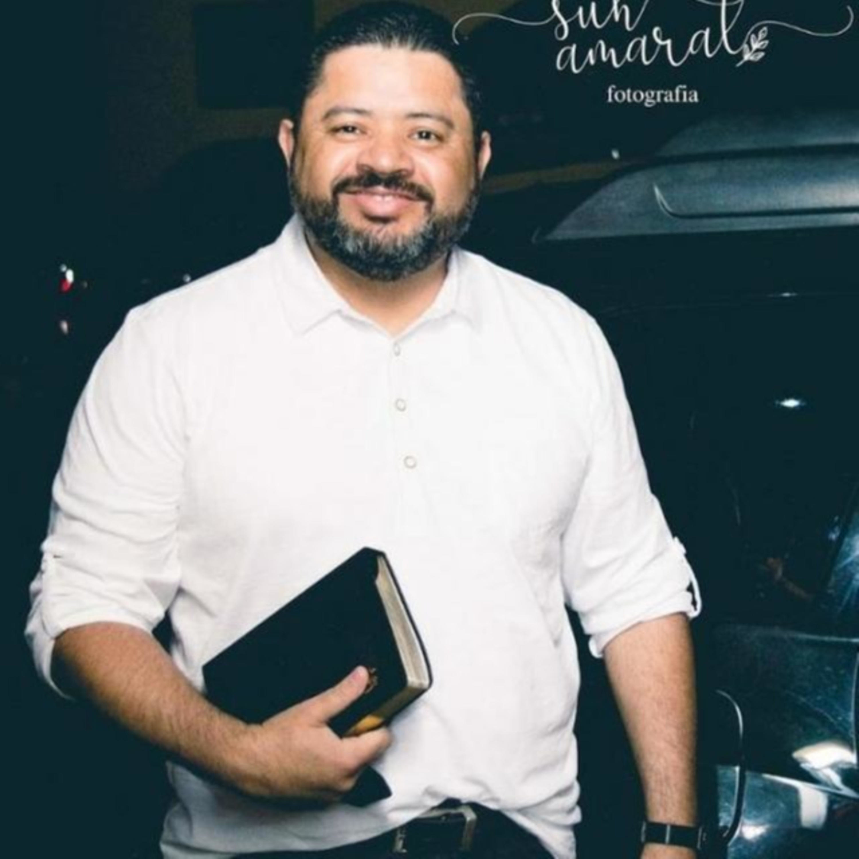Pr. Rogério Benittes