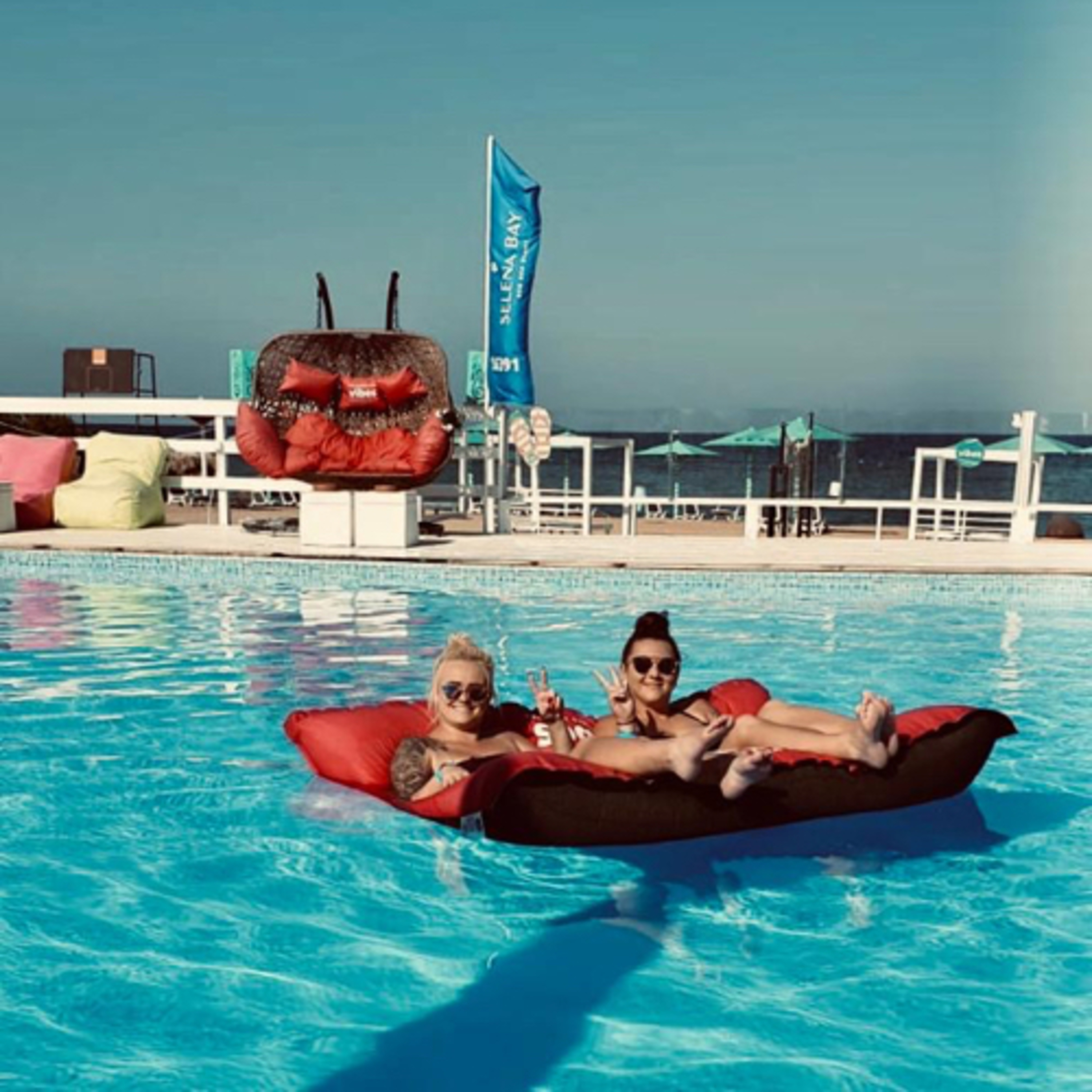 Vitamin (red) sea cover art