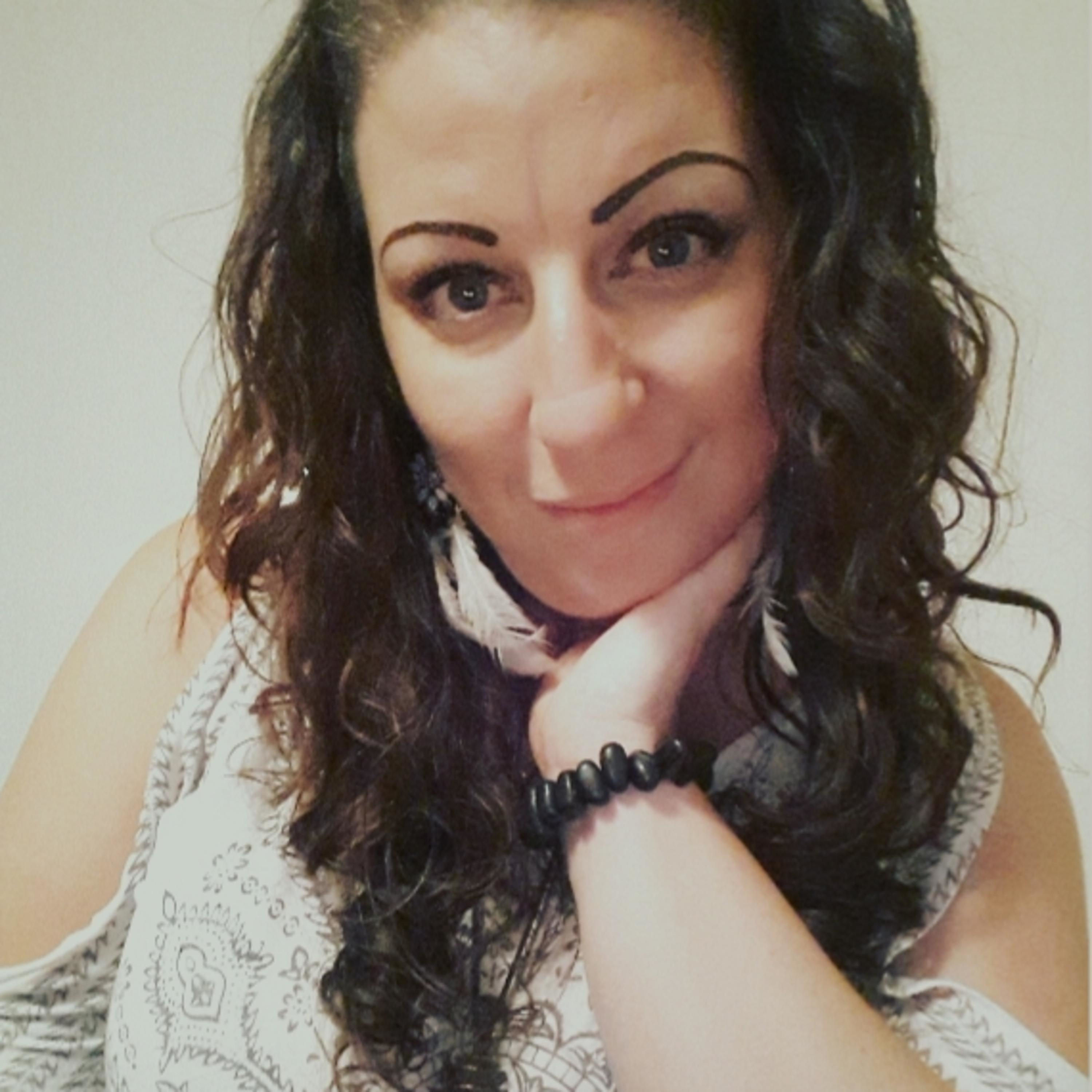 Conscious Convo w/ Jennuine Love