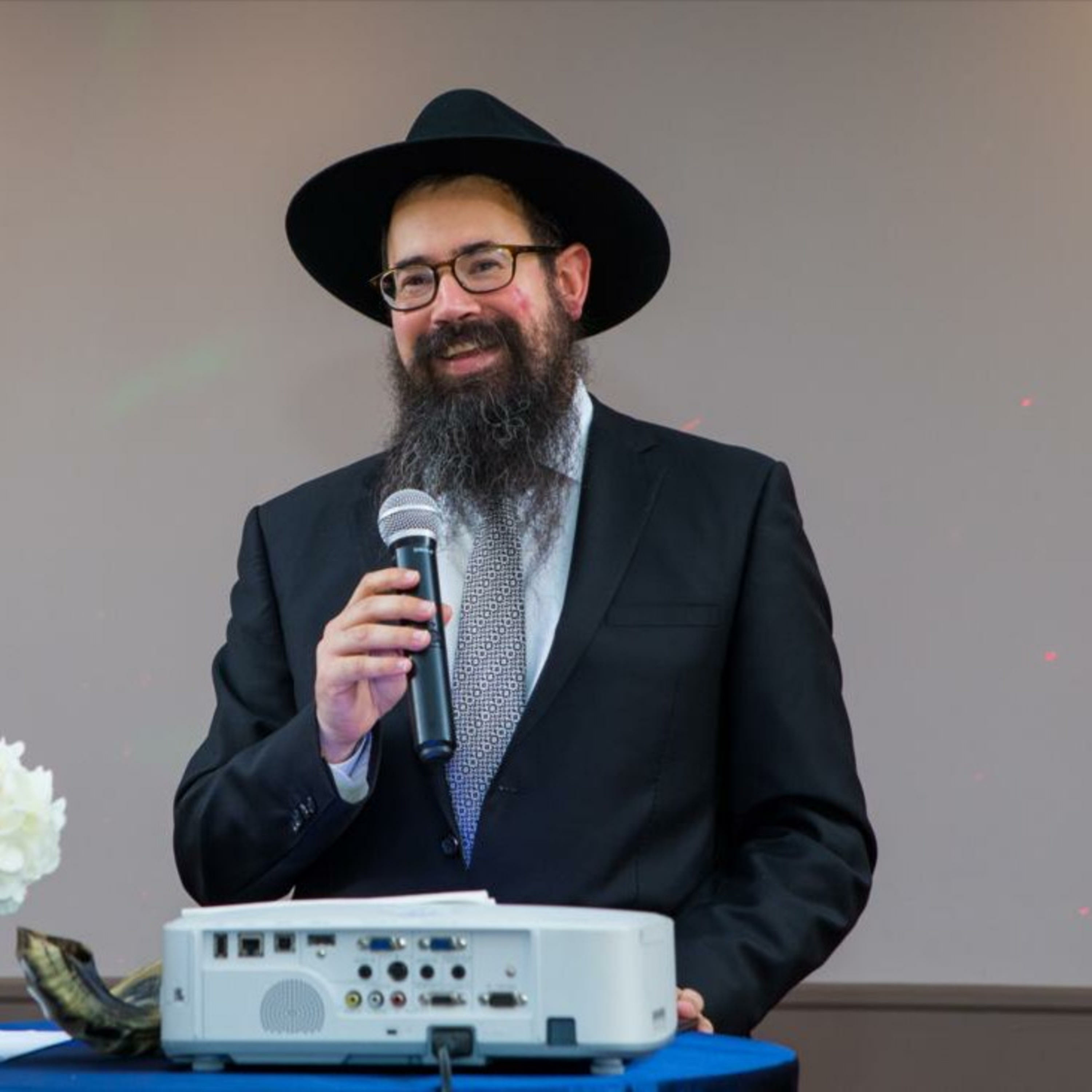 Rabbi Moshe Kesselman Weekly Shiurim