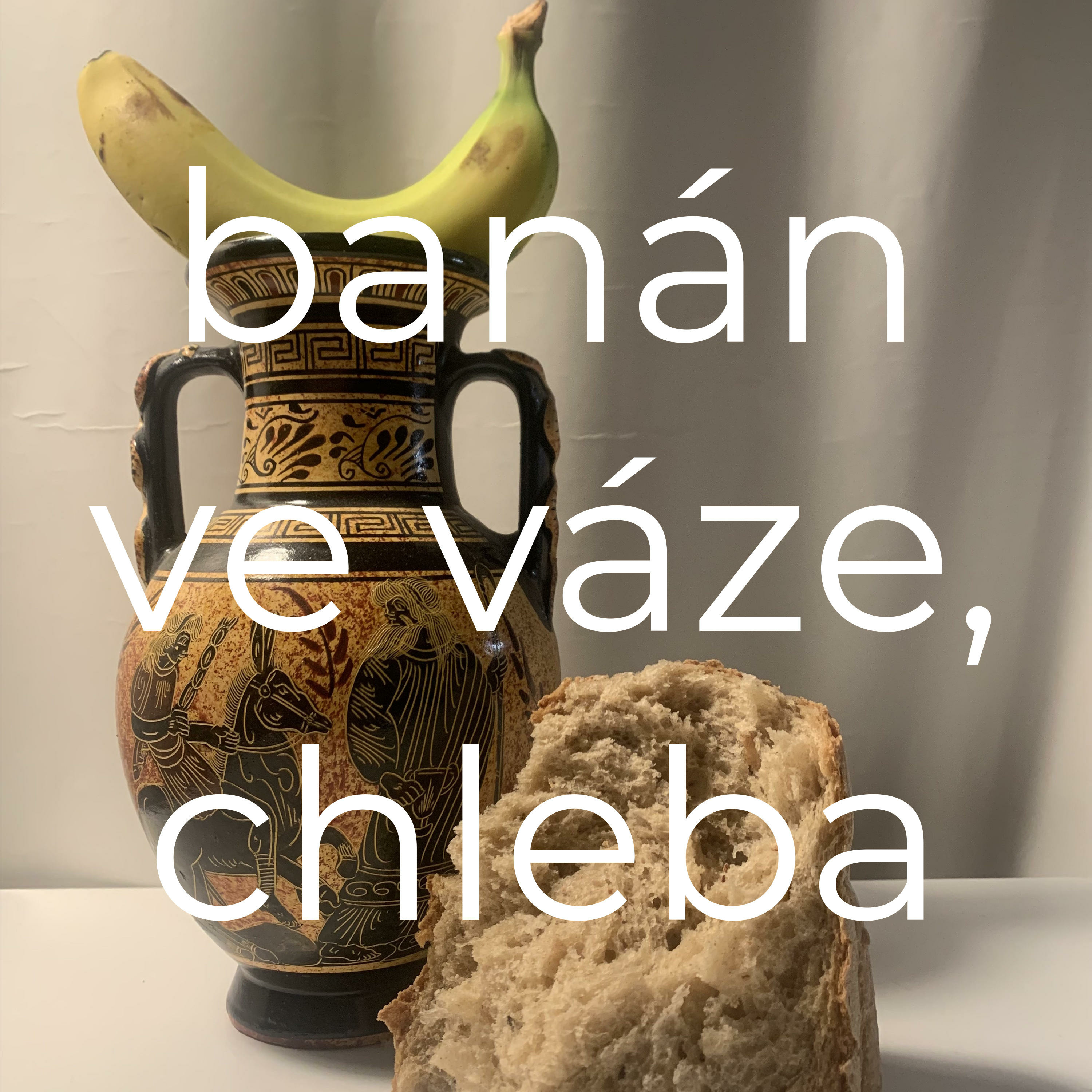 banán ve váze, chleba