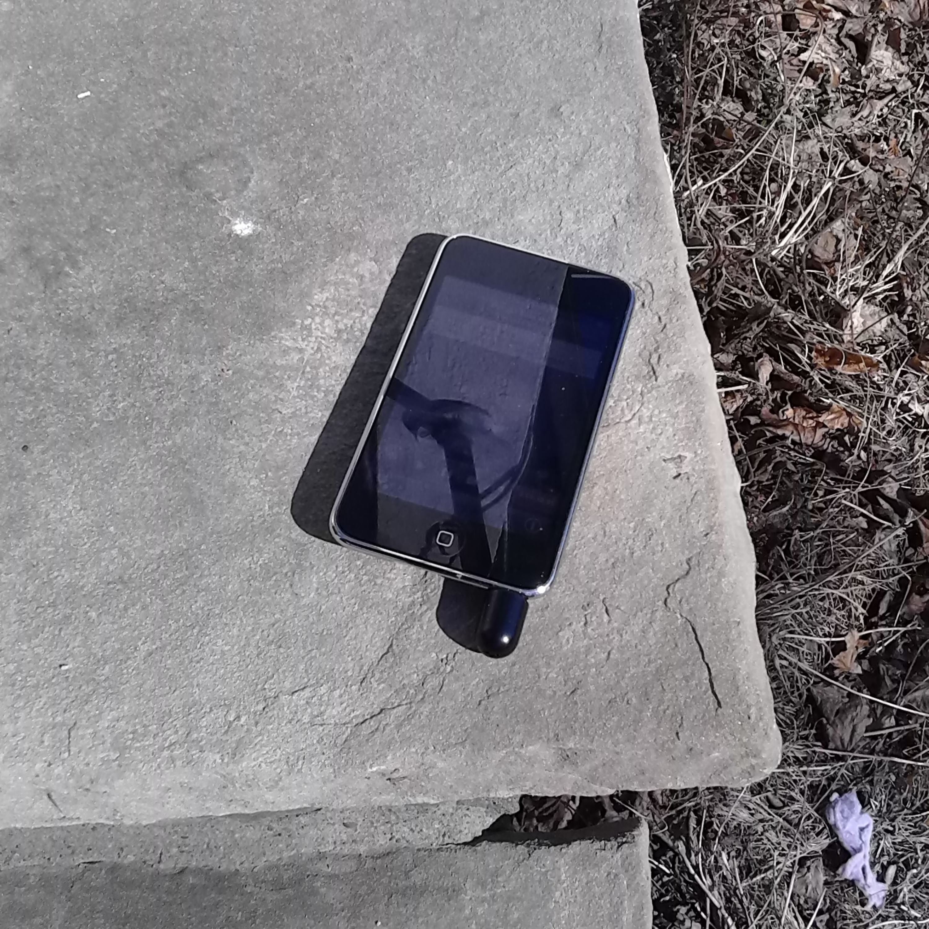 An Audio App Of Any Kind Needs To Be Appealing . . . . Vaudle is NOT! Anchor 3.0.3 ⚓️🔊 Is!