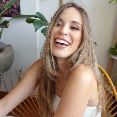 El PODCAST DE ESPAÑOL CON MARIA -Learn Spanish in the tropical way