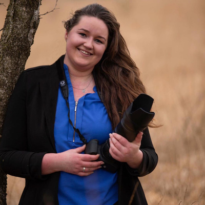 Buiten de kaders kijken - Elin & Esio Buiten de kaders kijken - Elin & Esio