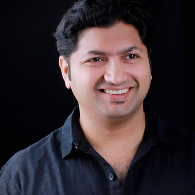 Moon is MEGAPIXELS Deep: Mujeeb Jaihoon Moon is MEGAPIXELS Deep: Mujeeb Jaihoon