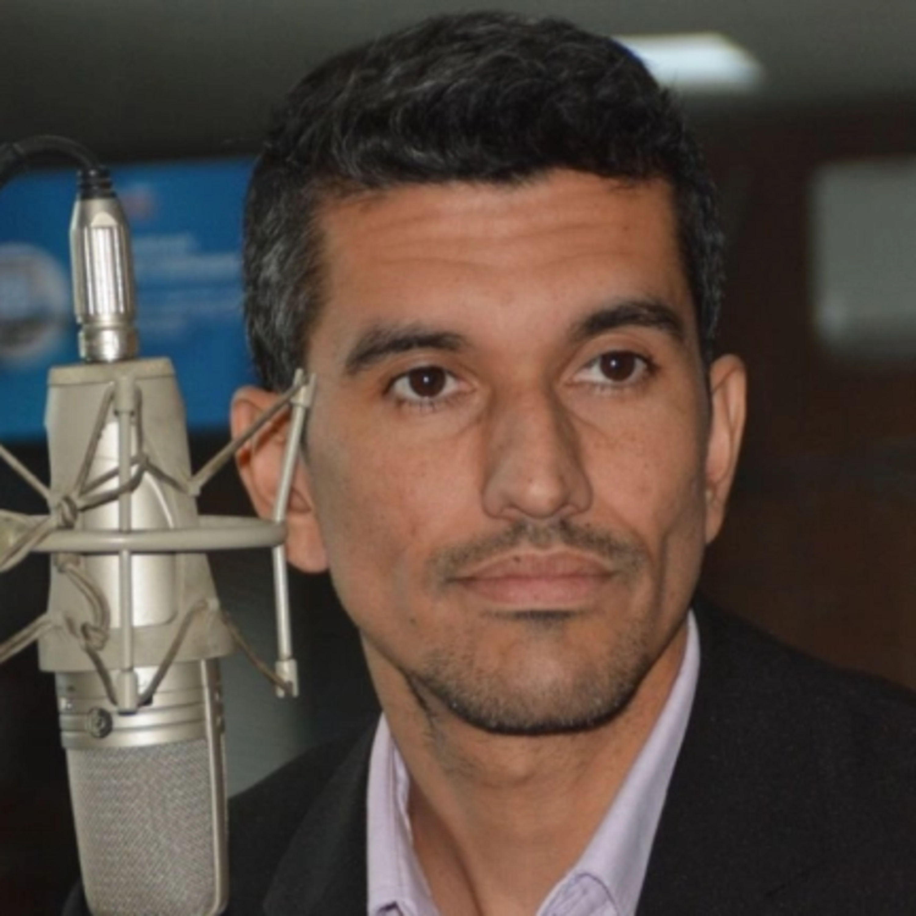 Gabriel Santillán "Al Secretario de Economía lo citaremos el miércoles para que explique la intencionalidad del decreto" episode artwork