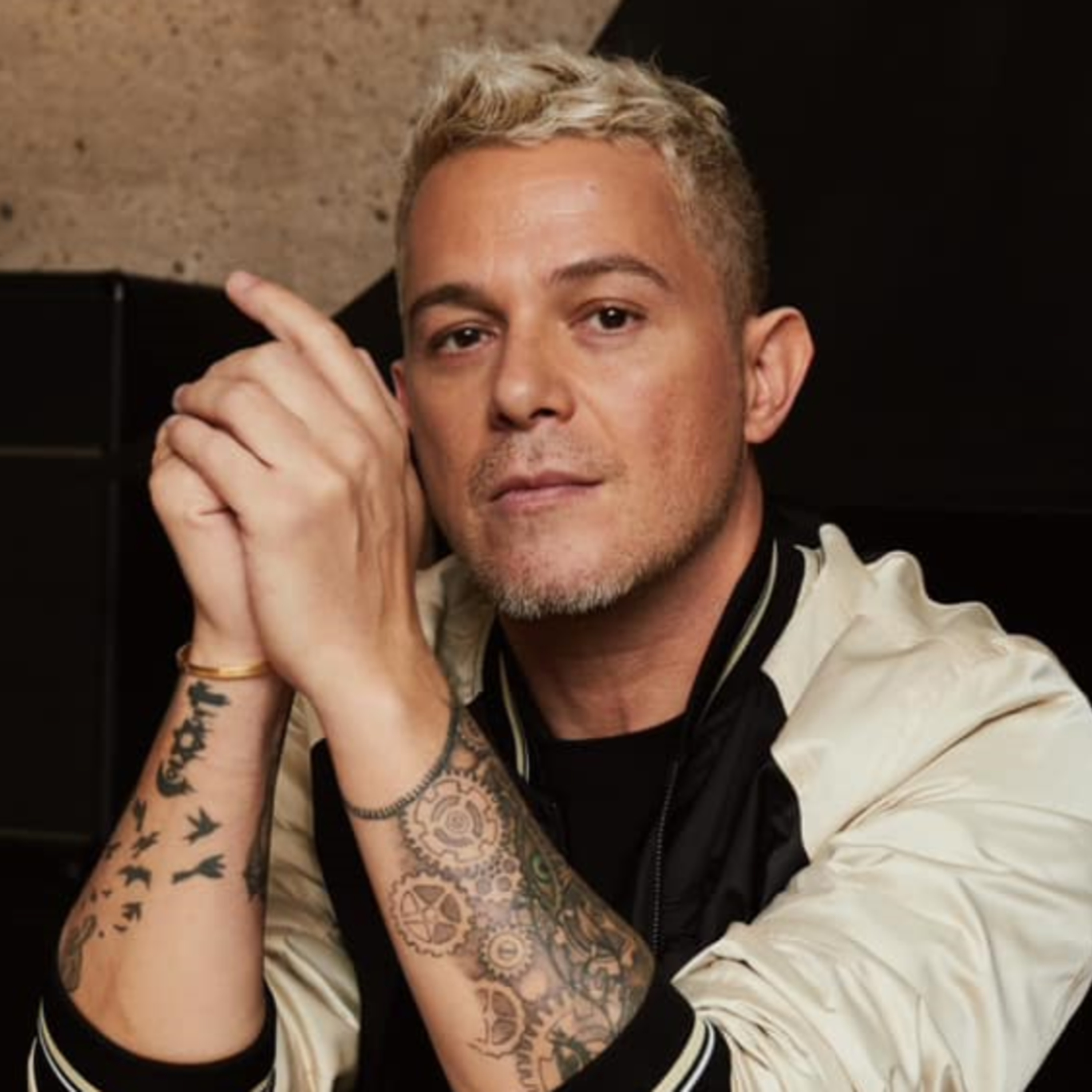 ¿Qué hay detrás del mensaje de Alejandro Sanz? | Experto en psiquiatría analiza esta condición episode artwork
