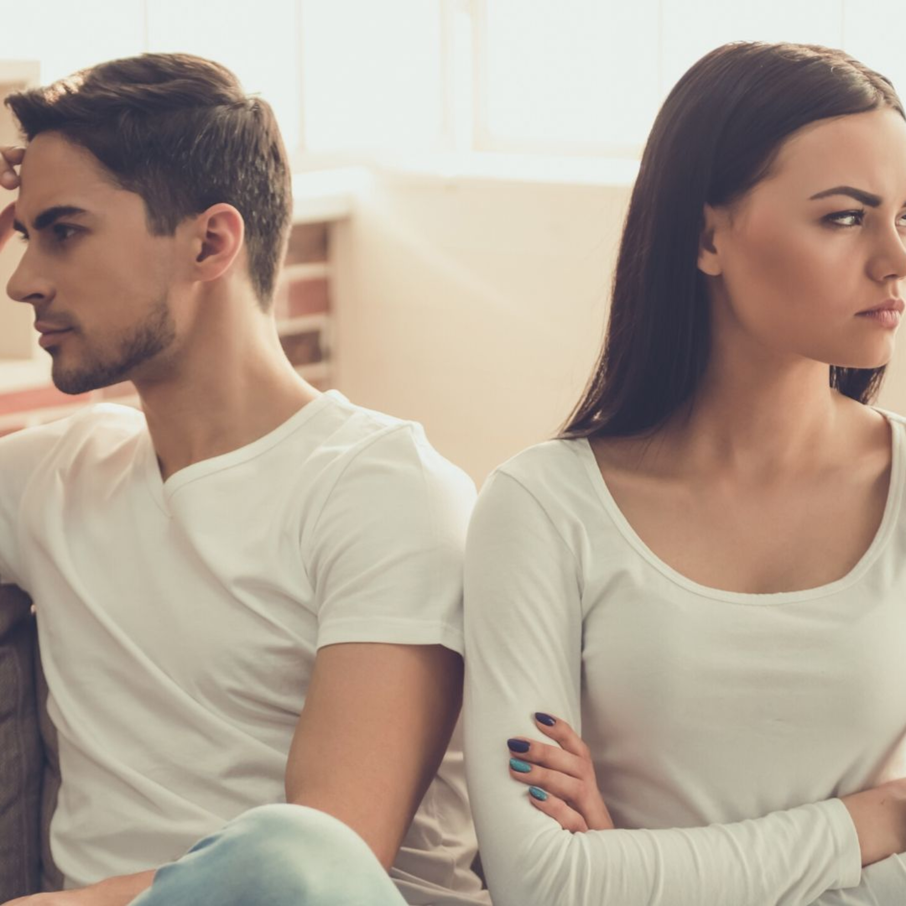 Mitos y realidades de la terapia de pareja: ¿Cuándo es momento de ir a terapia?  episode artwork