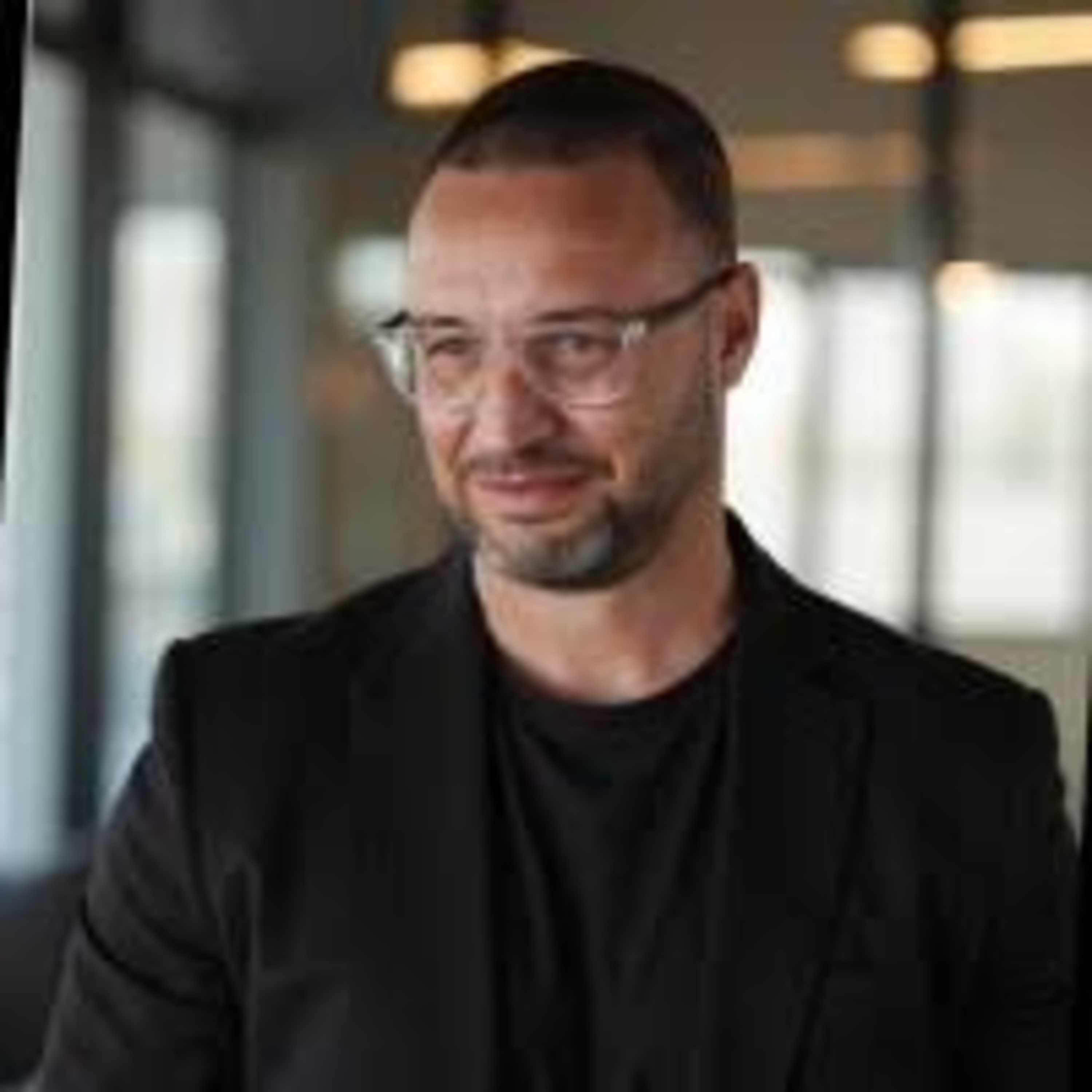 Yaron Orenstein - Co-CEO - Hopp.co episode artwork