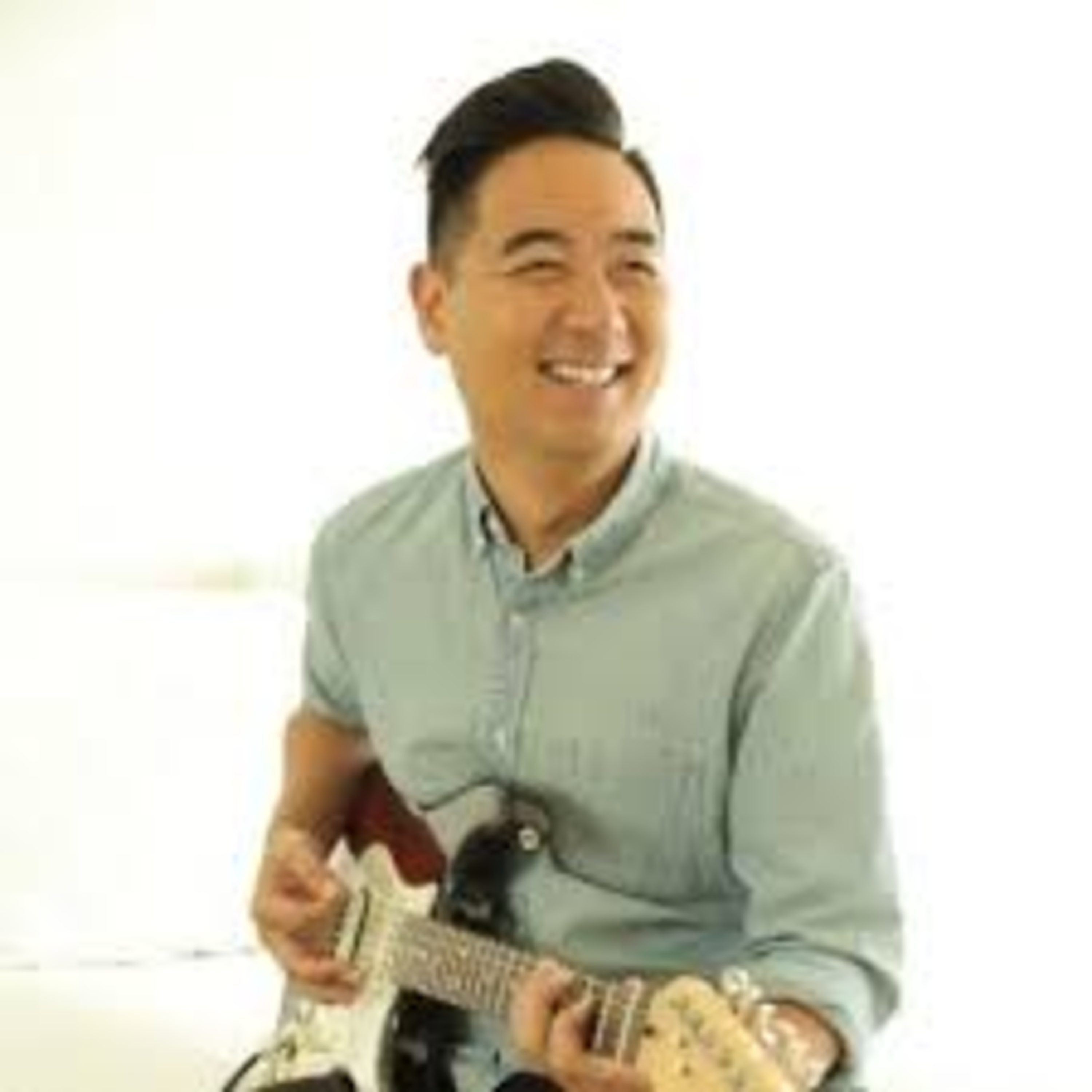 Cliff Kim - Fender Musical Instruments Corporation - President  episode artwork