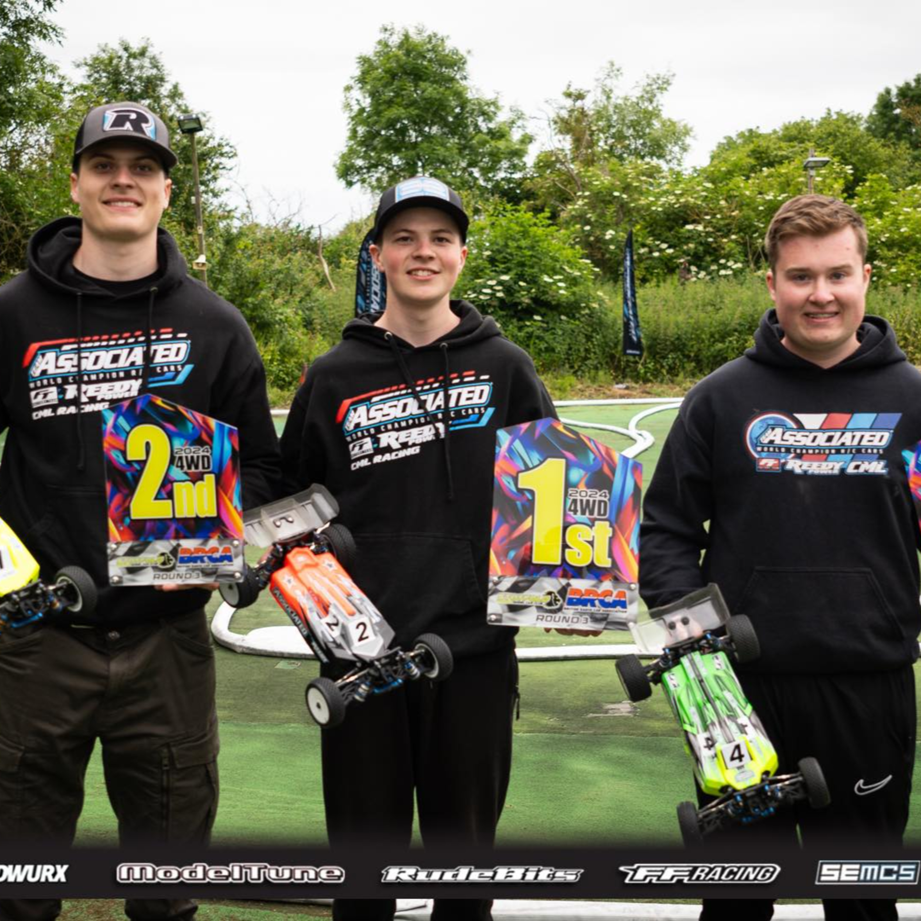 GTRC - THE HALL BROTHERS AND THOMAS PHIPPS - TEAM ASSOCIATED