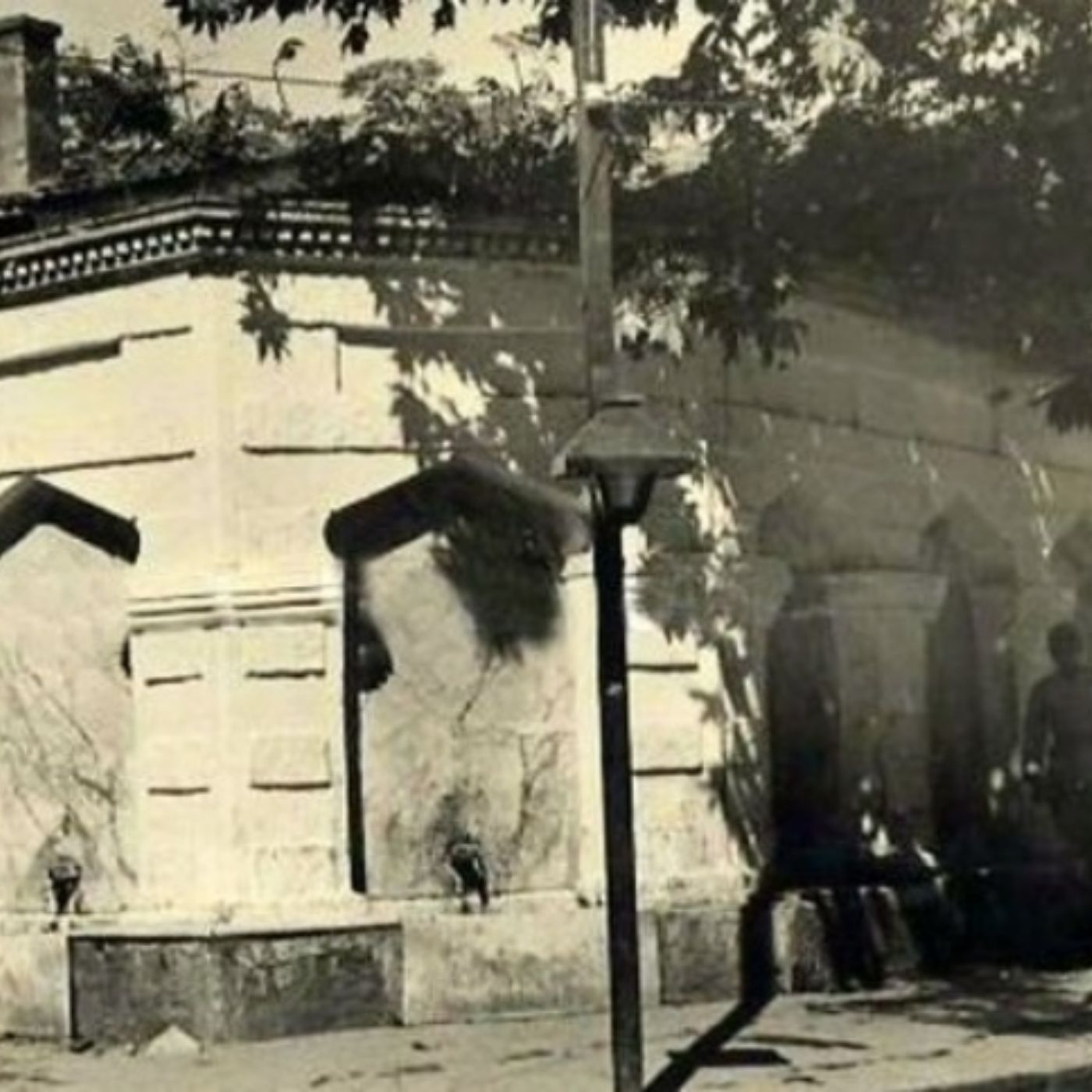 cover of episode Beşçeşmeler Meydanı, Cumhuriyet Bayramı - Derya Erkenci - Cumhuriyet Özel (37. Sayı)