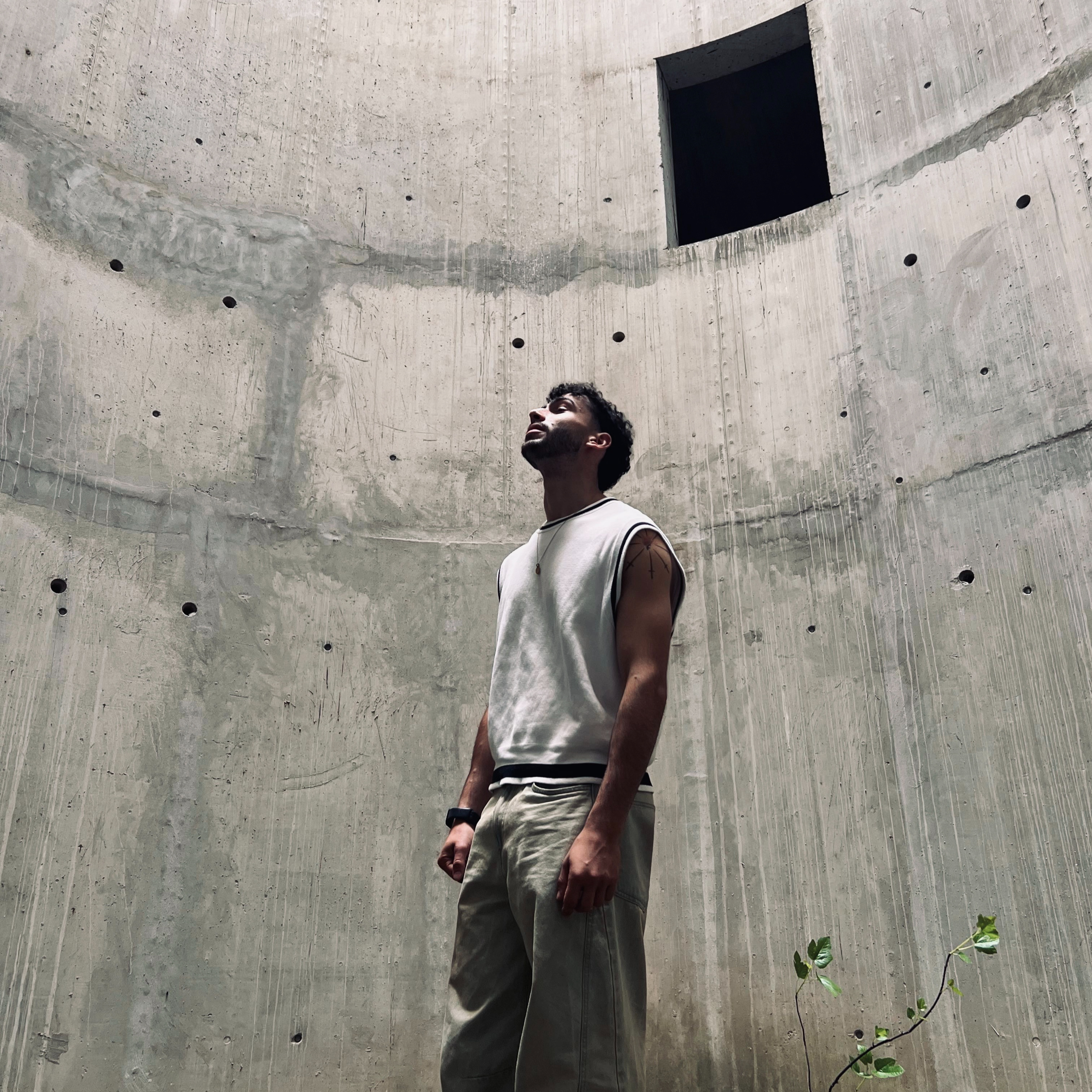 Br3nd presenta "Letto di vetro" su Delta 1 episode artwork