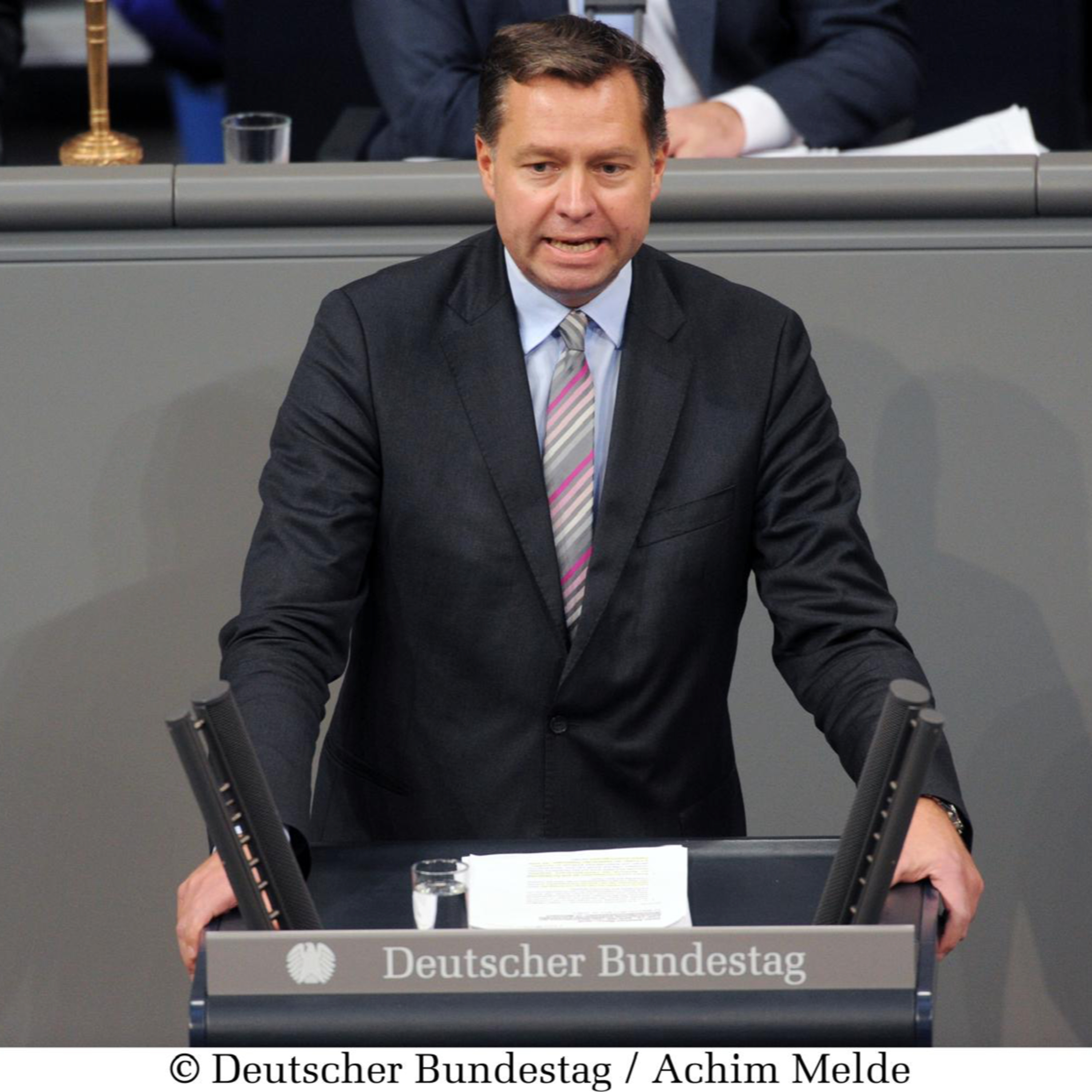 CSU-Politiker Mayer: Großteil der Syrer soll in kommenden Monaten und wenigen Jahren Deutschland verlassen episode artwork