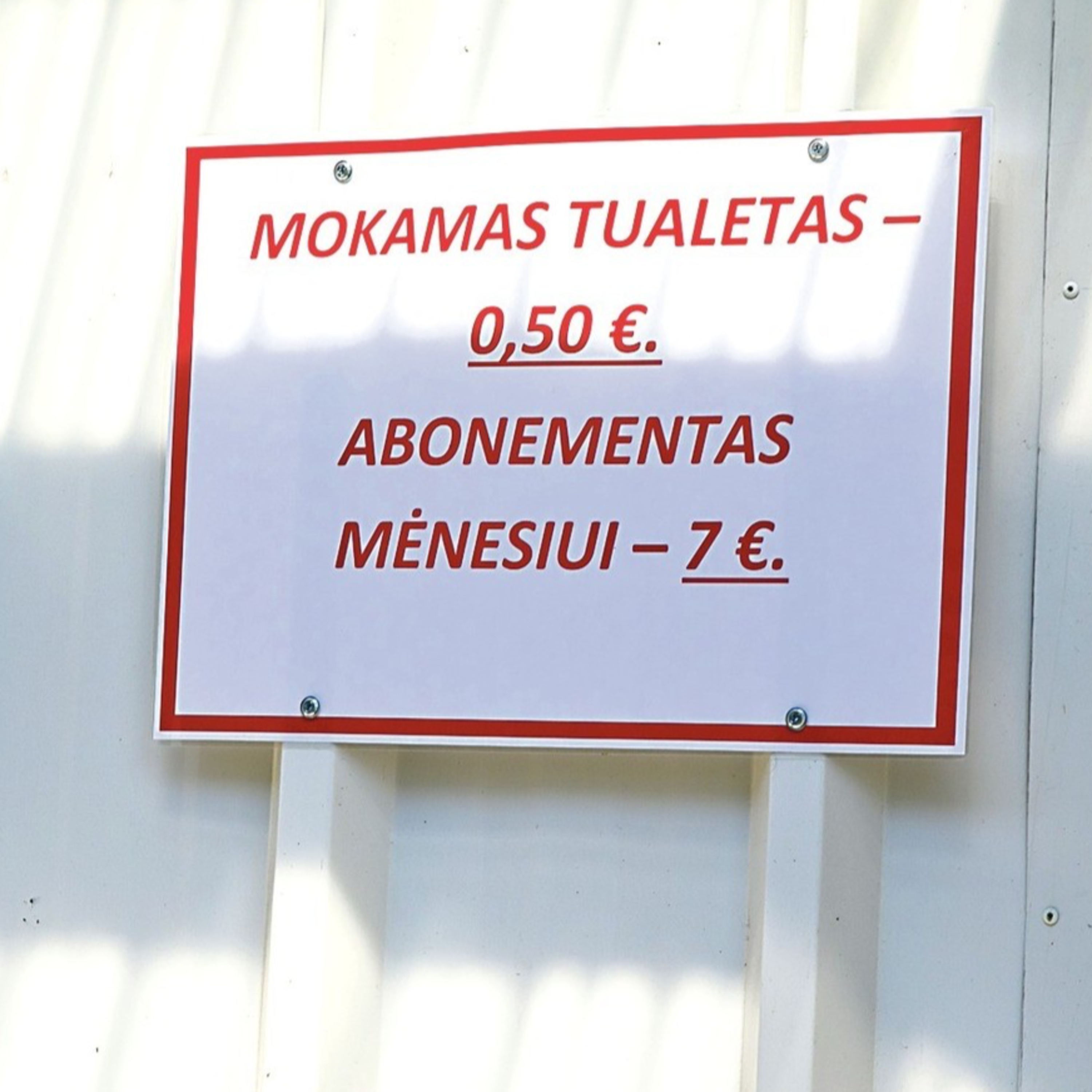 Prisiskraidėm.
