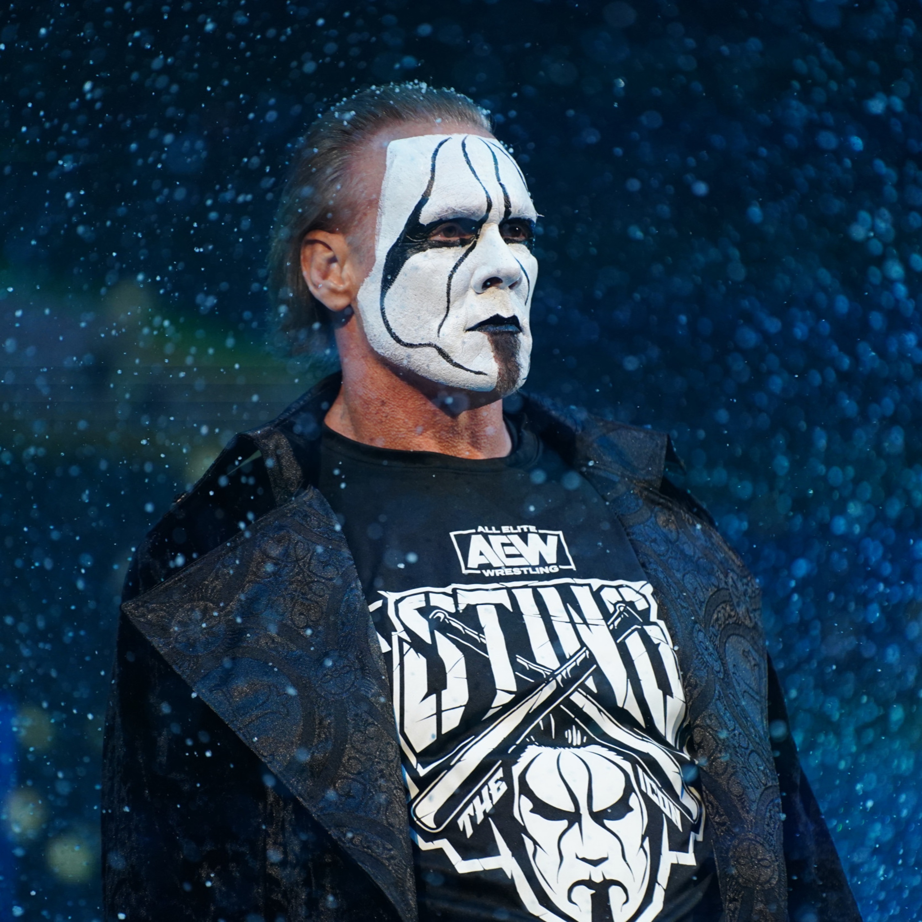AEW JUST SIGNED A BIG SUPERSTAR! A BIG RETURN AND MORE. thumbnail