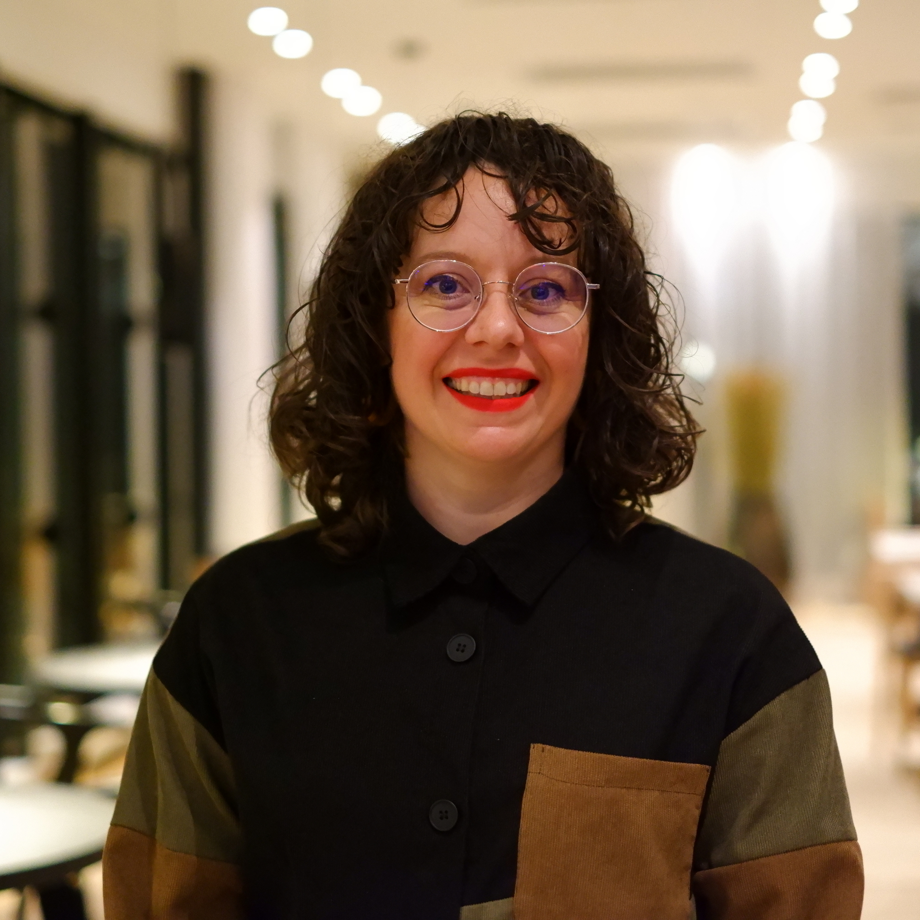 #141 Jennifer G. Thompson | The Snowball | Metaphorical view on dancing