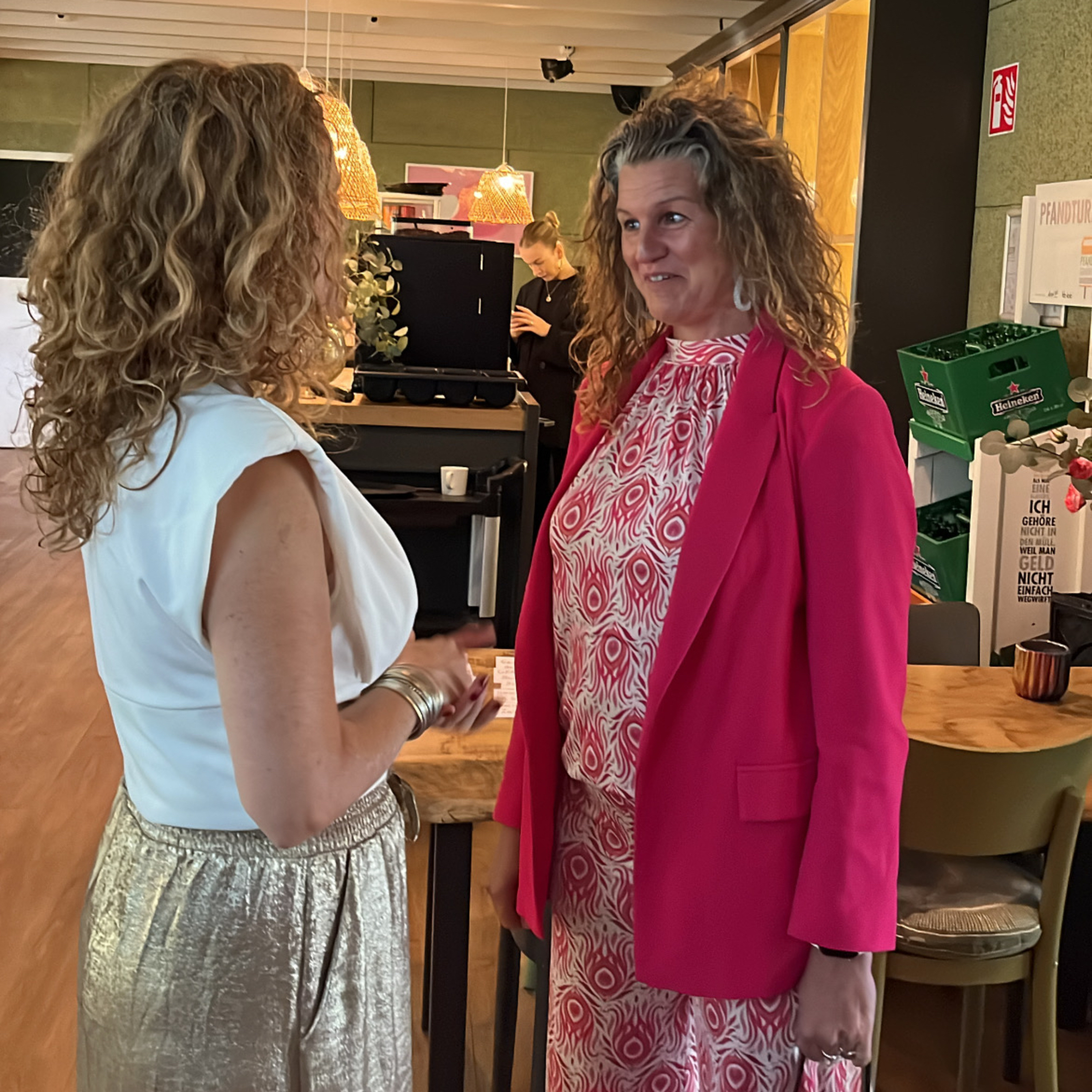 Miranda Tijink | Sterk in Sales, ik help ambiteuze coaches en dienstverleners verkopen vanuit verbinding!