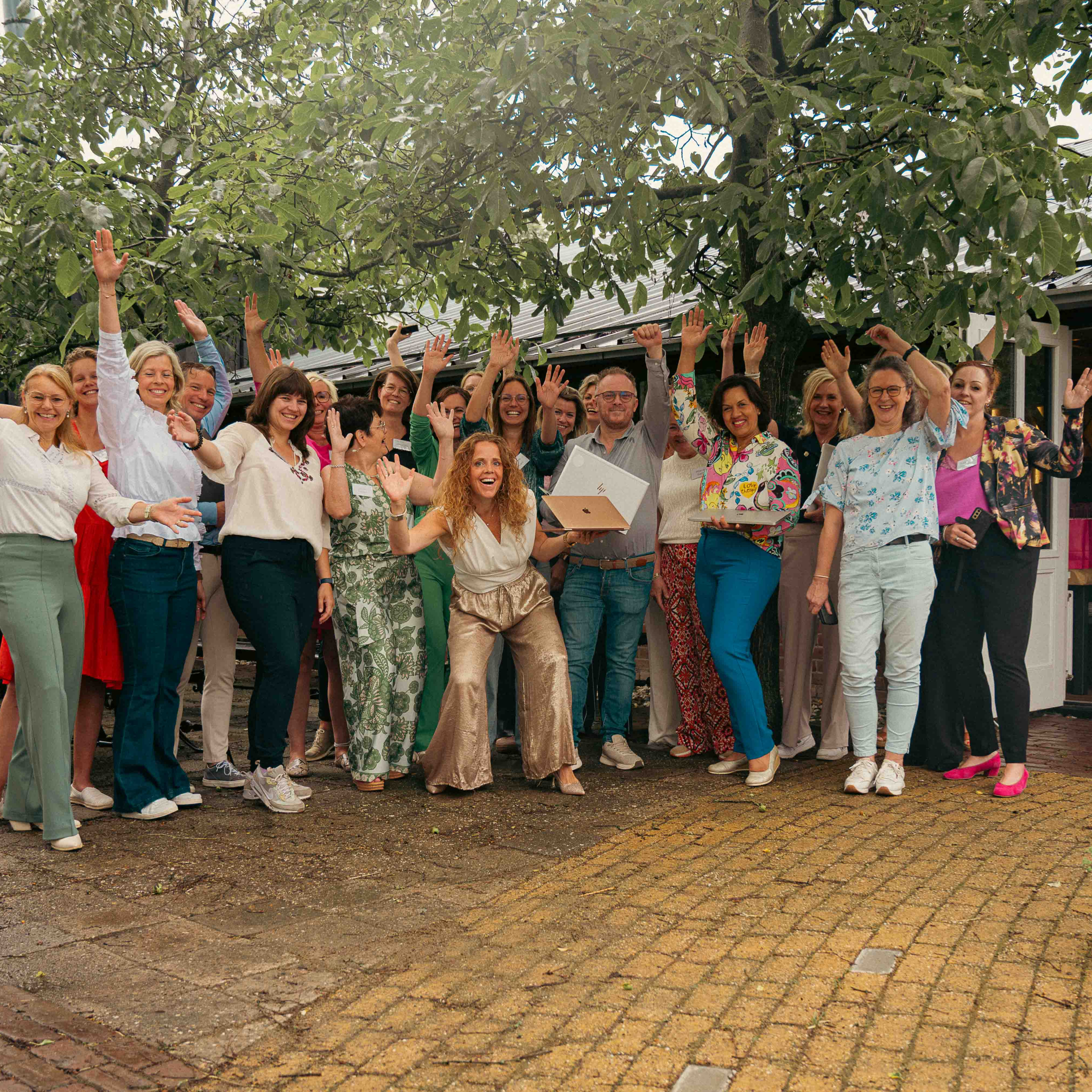 Miranda Tijink | Sterk in Sales, ik help ambiteuze coaches en dienstverleners verkopen vanuit verbinding!