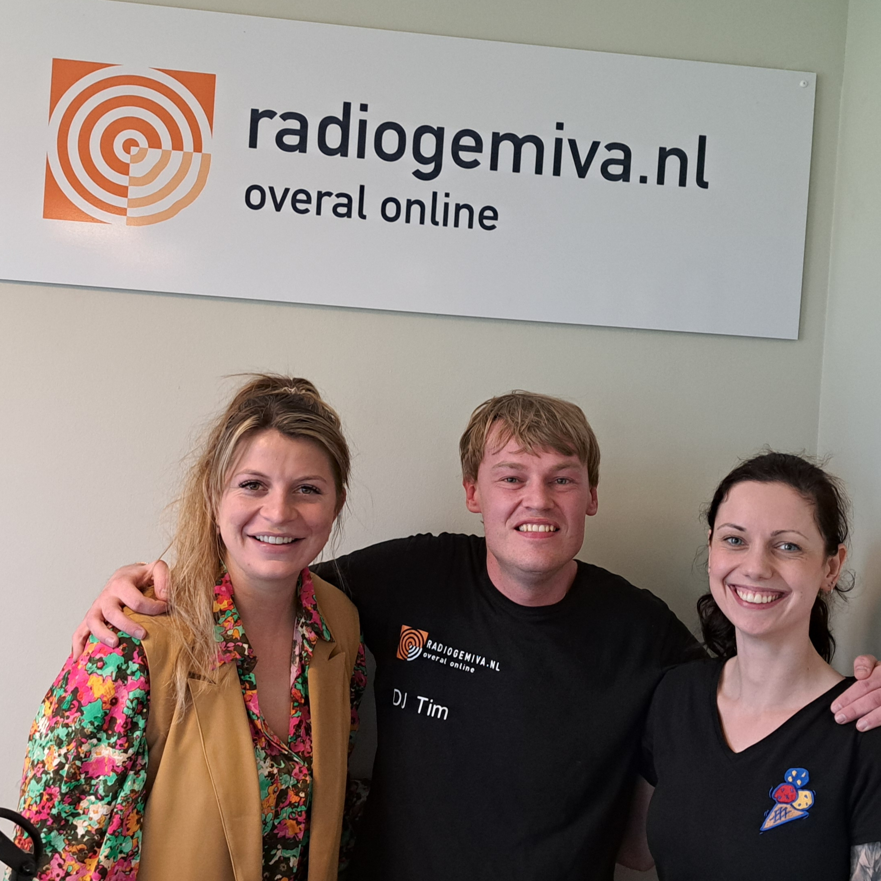 #267 Emmy en Els van Hans & Grietje te gast bij DJ Tim episode artwork