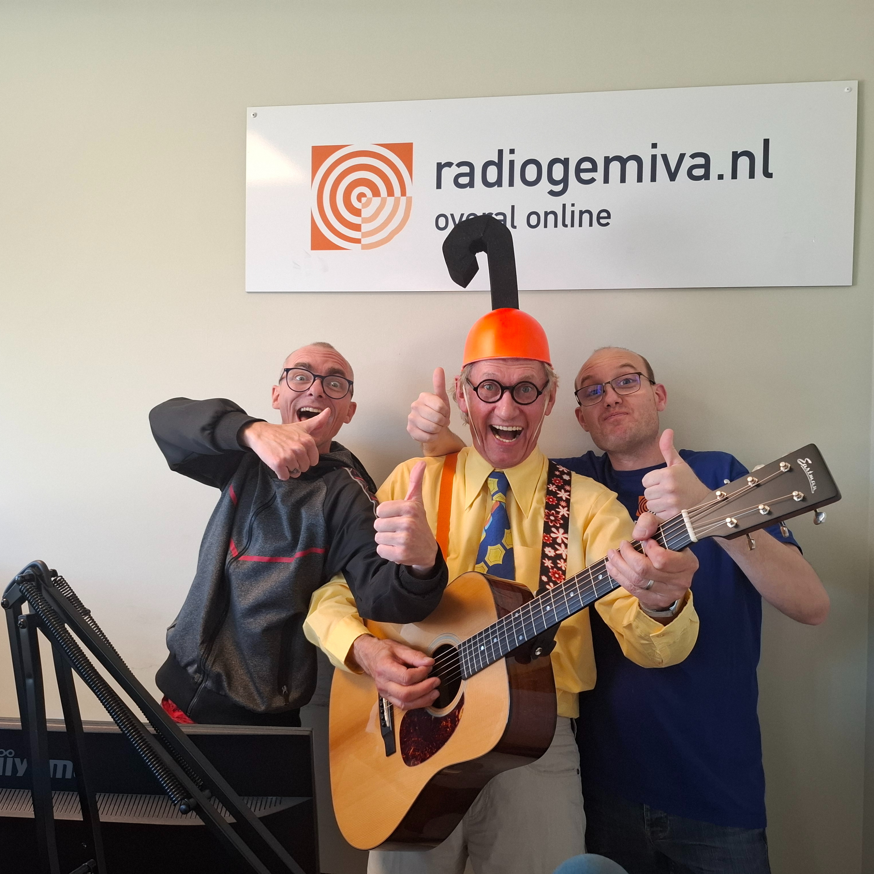 #632 Huub Hangop steelt de show bij Raymond en Maico episode artwork