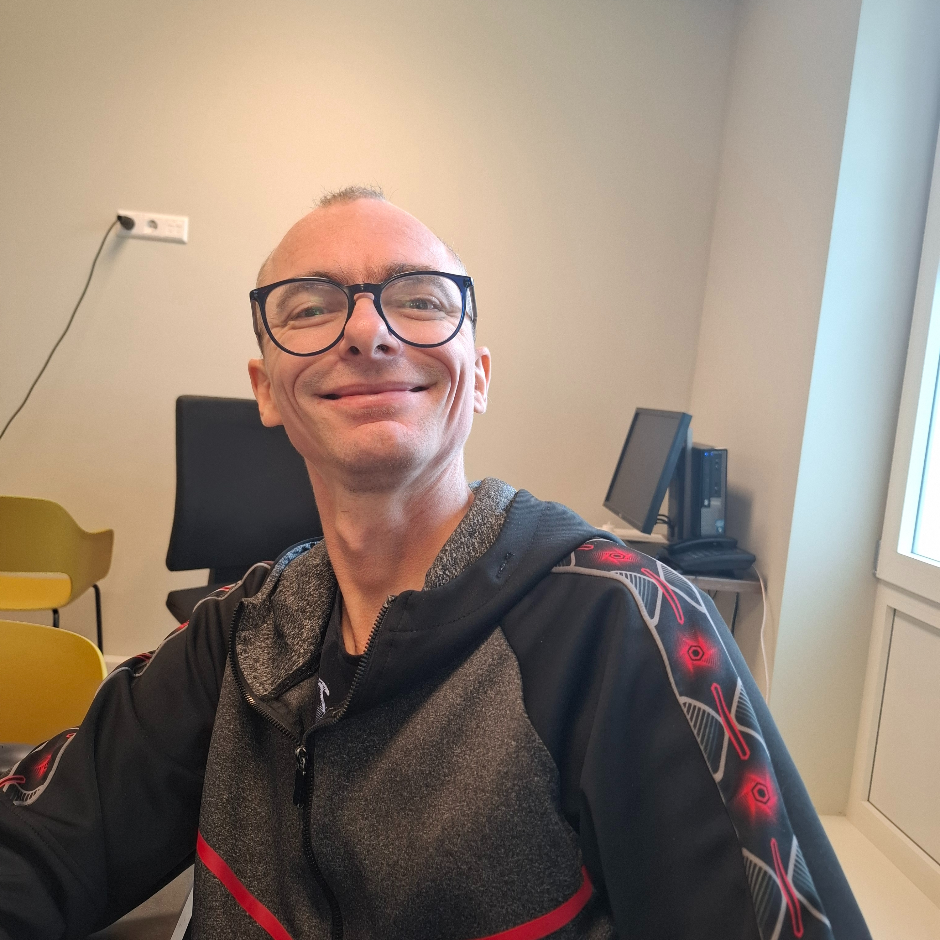 #639 DJ Maico in gesprek met Dione van Gading over Campingweek episode artwork