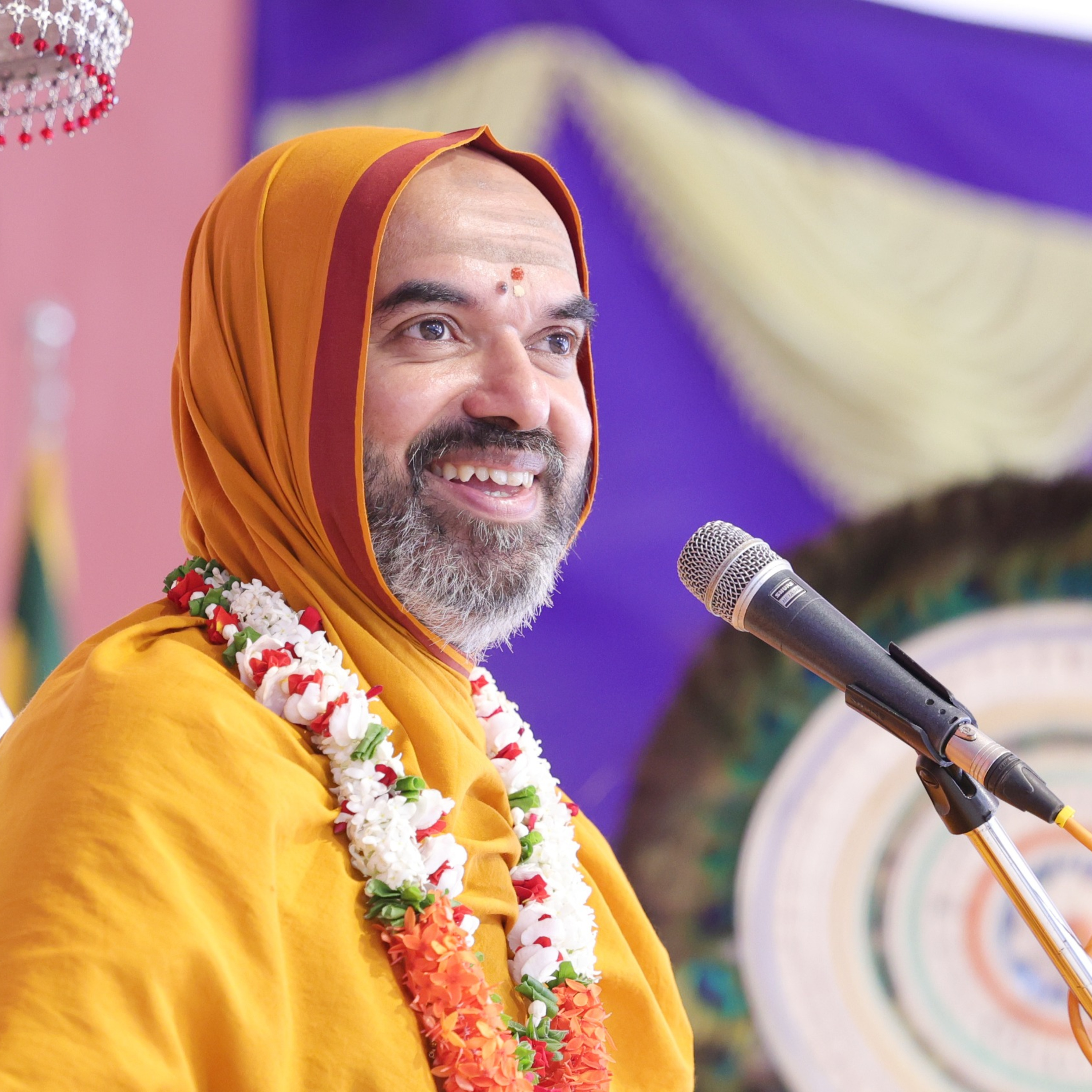 ಅನಾವರಣ ಚಾತುರ್ಮಾಸ್ಯ - ದಿನ 38: ಸತ್ಯಮೇವ ಜಯತೇ - ಅದ್ವೈತಮೇವ ಜಯತೇ