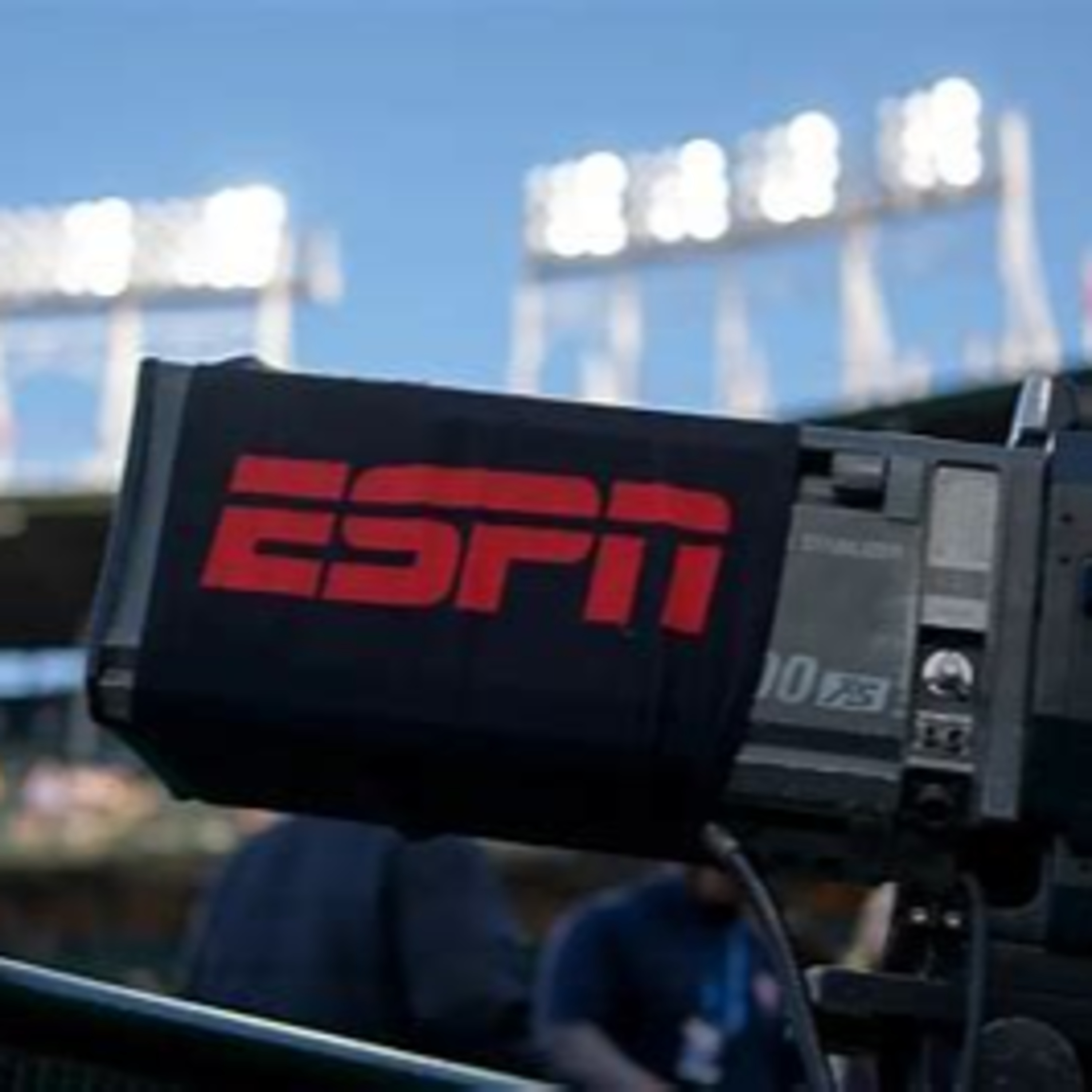 ESPN’s Pricey Streaming Plan, NFL Schedule Chaos, ‘The Paper’ Spinoff & NBA Draft Conspiracies!