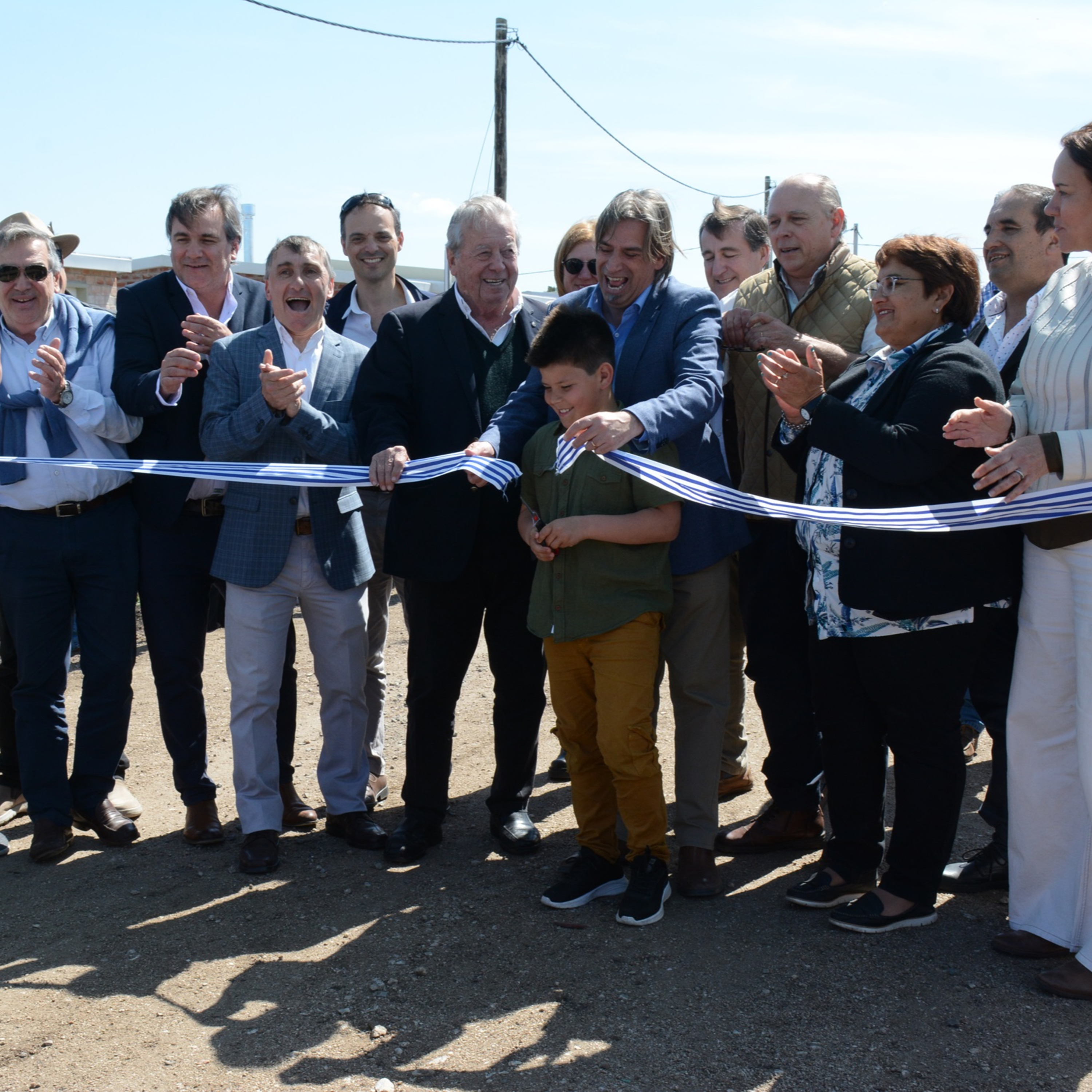 67 VIVIENDAS DE MEVIR SE INAUGURARON EN OMBÚES DE LAVALLE episode artwork