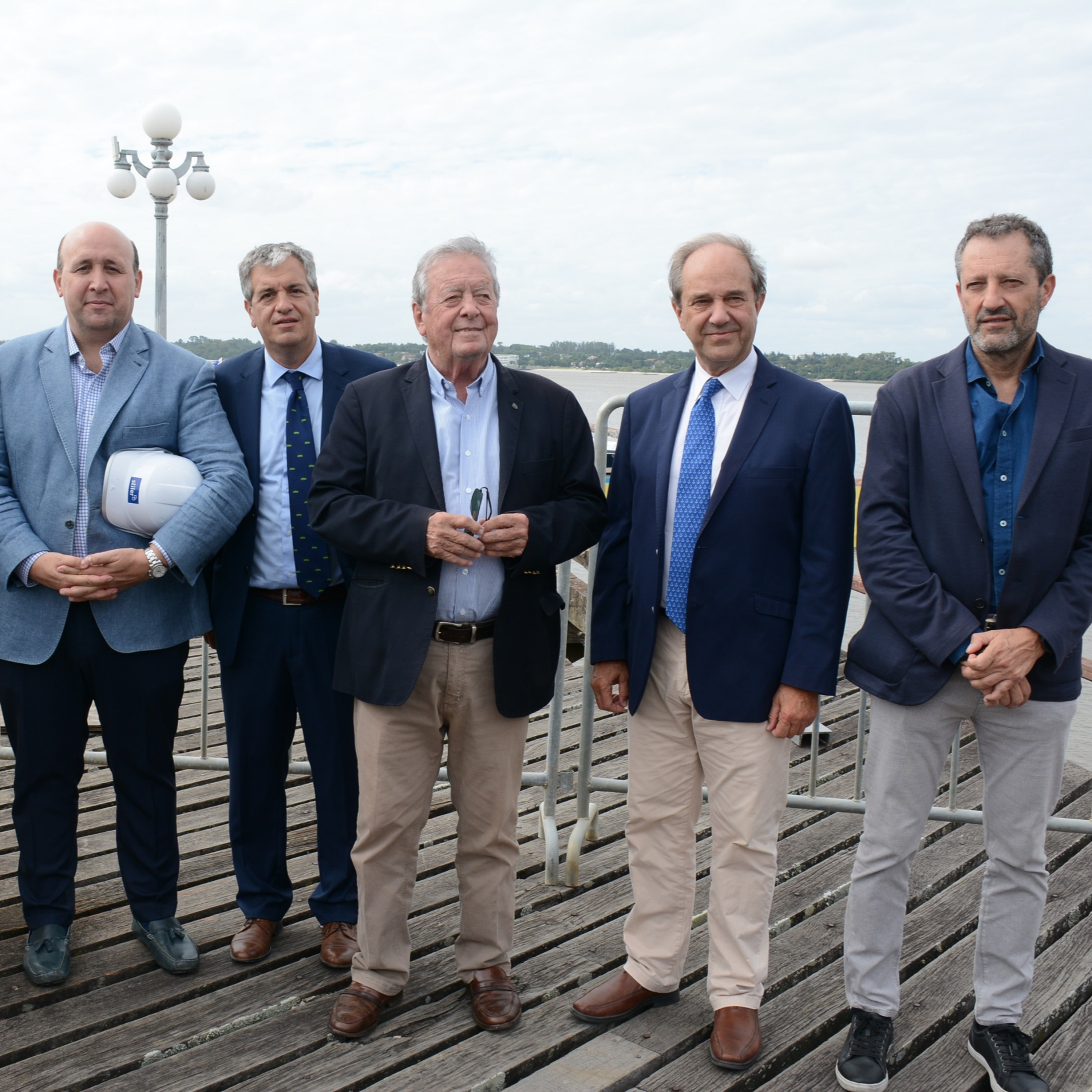 INTENDENTE JUNTO A PRESIDENTE DE ANP VISITARON OBRAS DEL MUELLE DE MADERA episode artwork